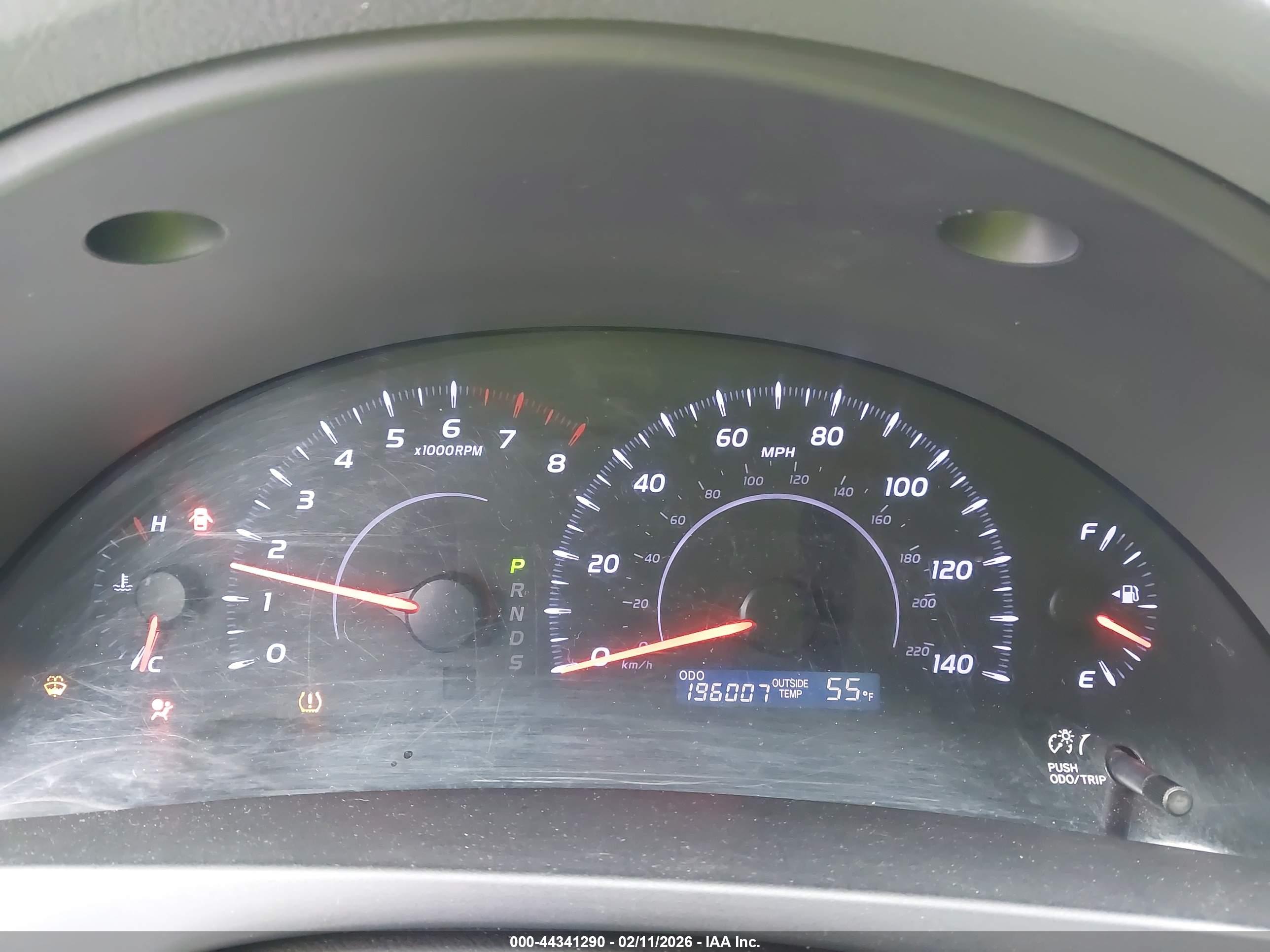 TOYOTA CAMRY image 7
