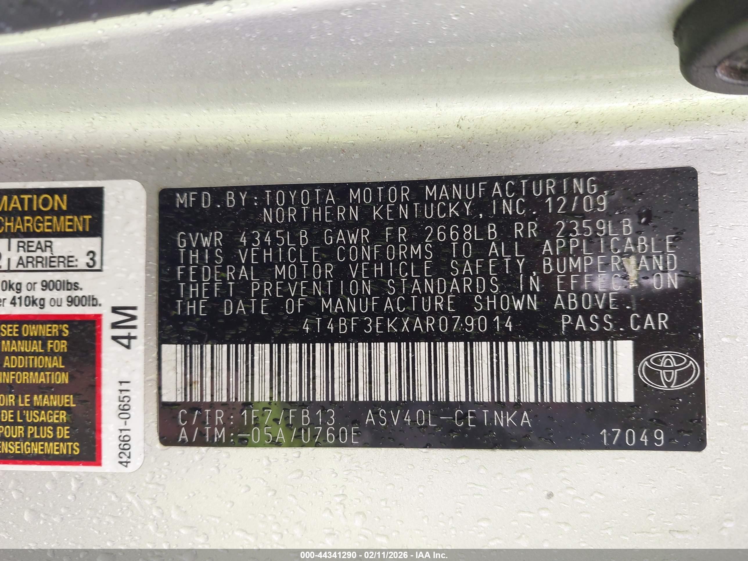 TOYOTA CAMRY image 9