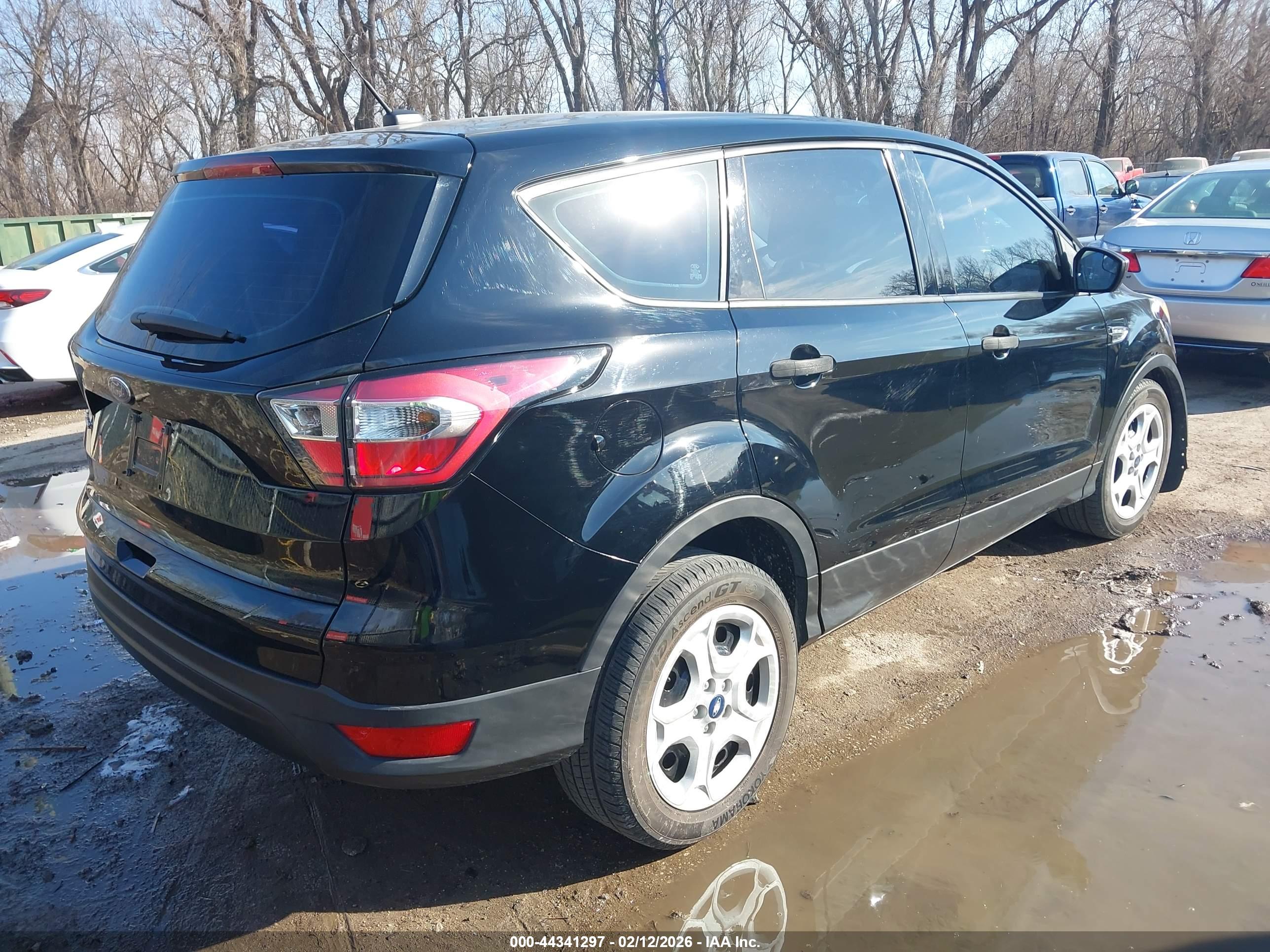 FORD ESCAPE image 4