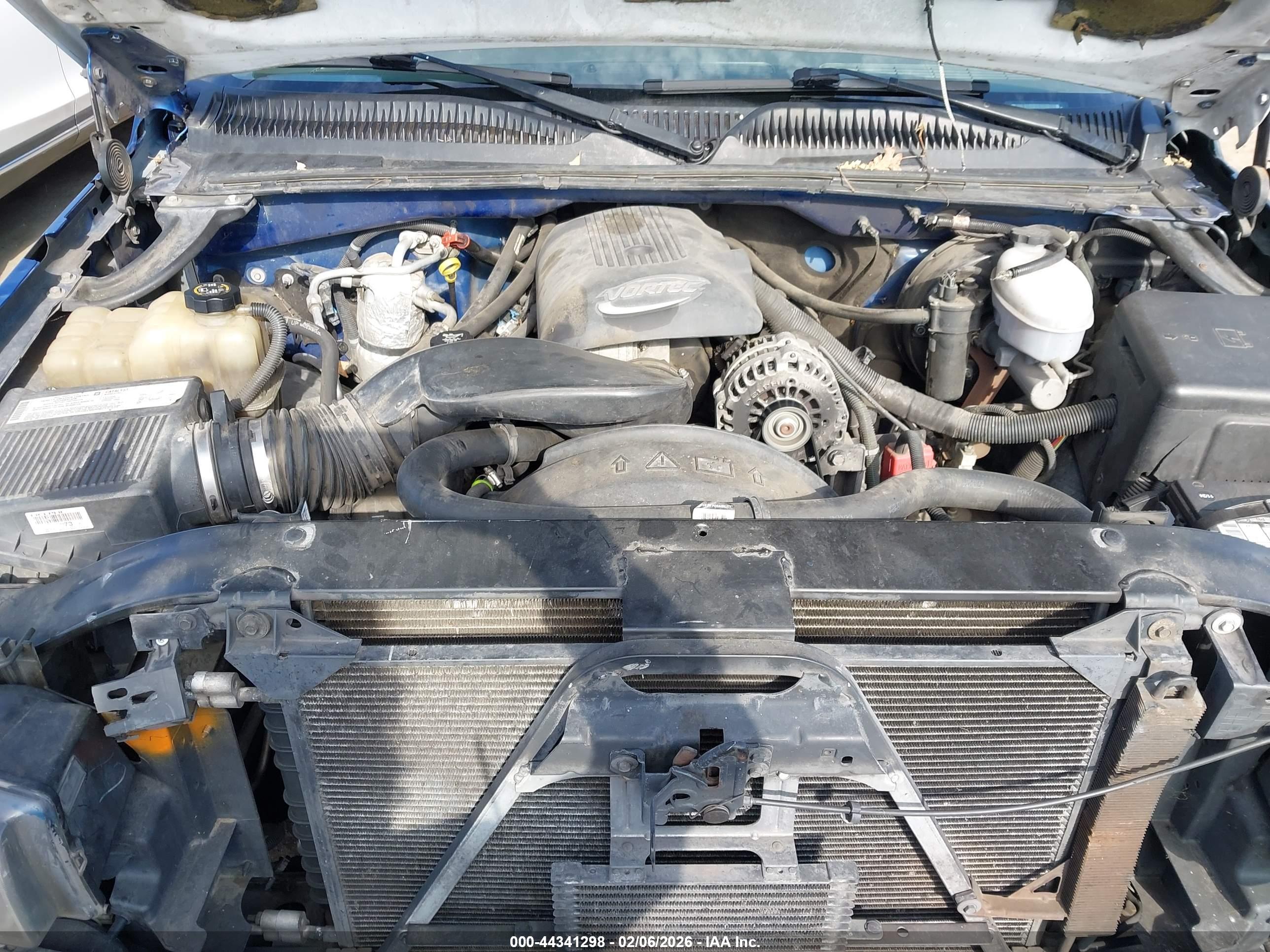 CHEVROLET SILVERADO image 10