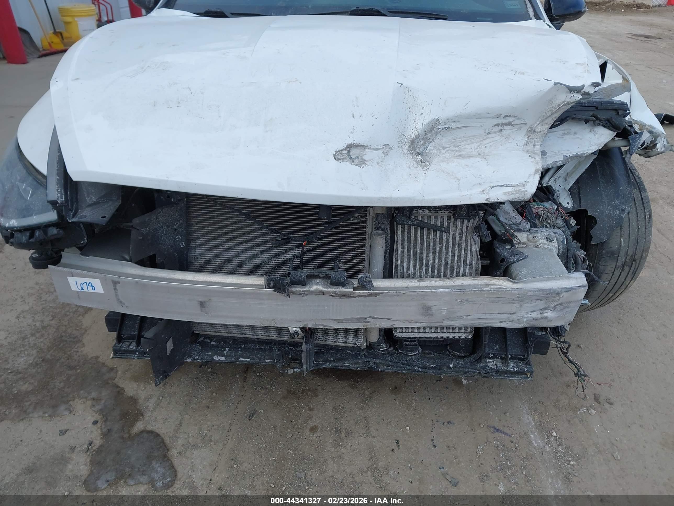 HYUNDAI SONATA image 6