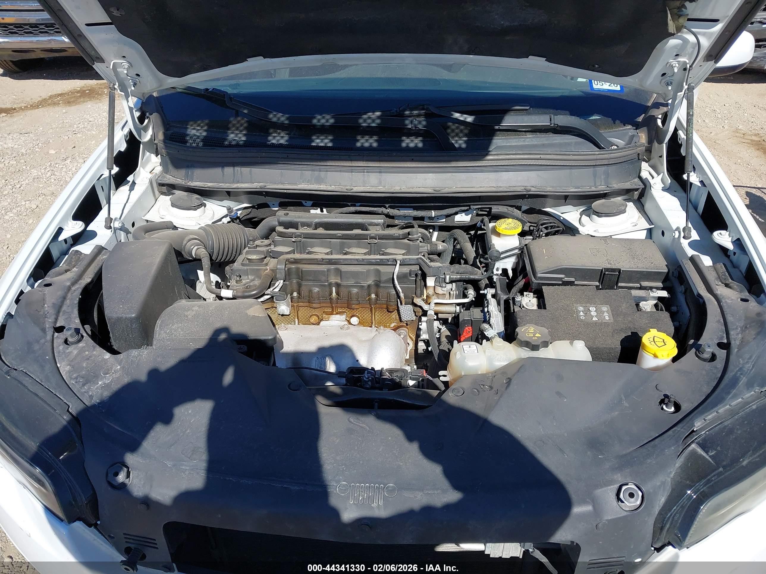 JEEP CHEROKEE image 10