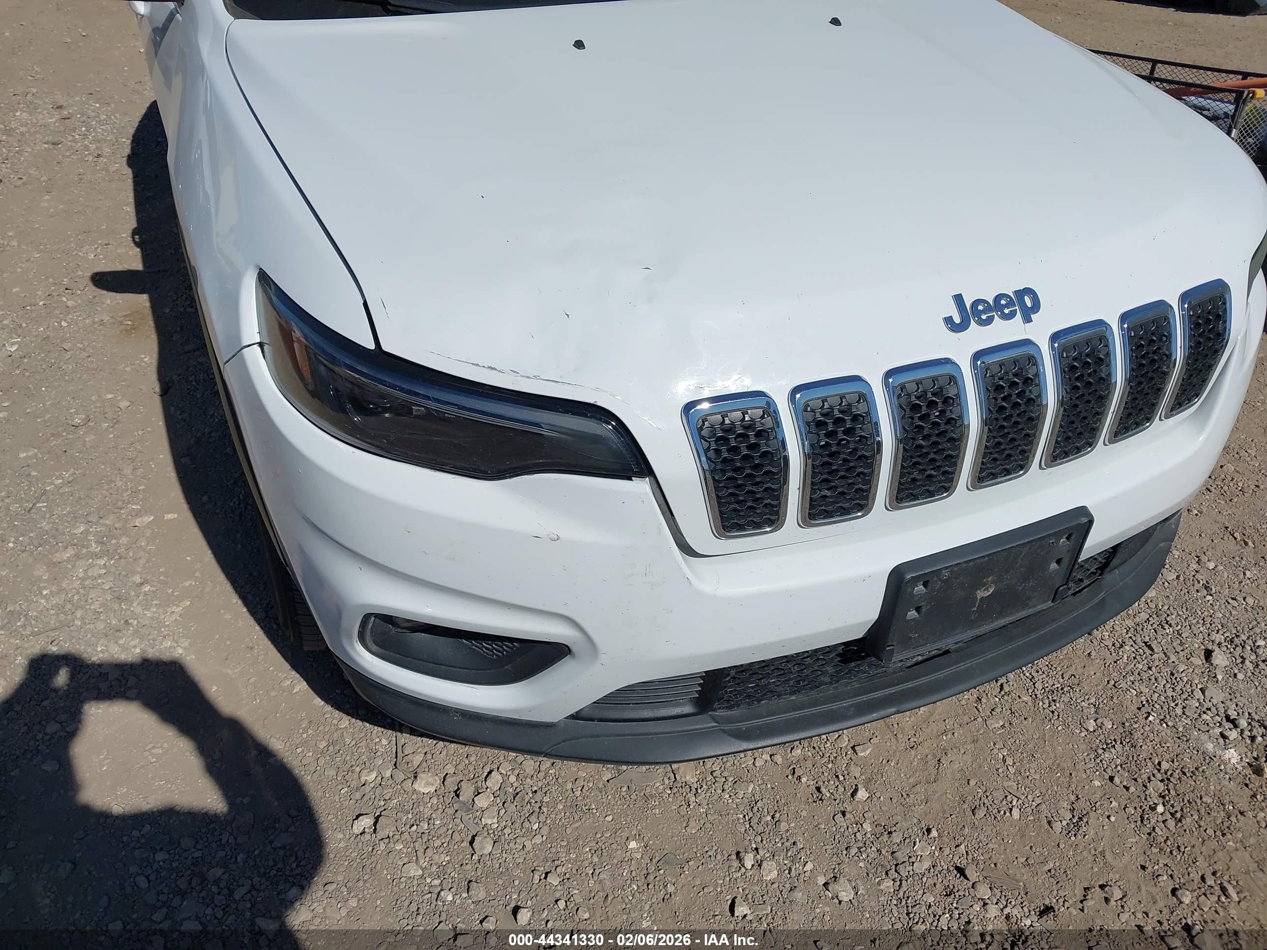 JEEP CHEROKEE image 6