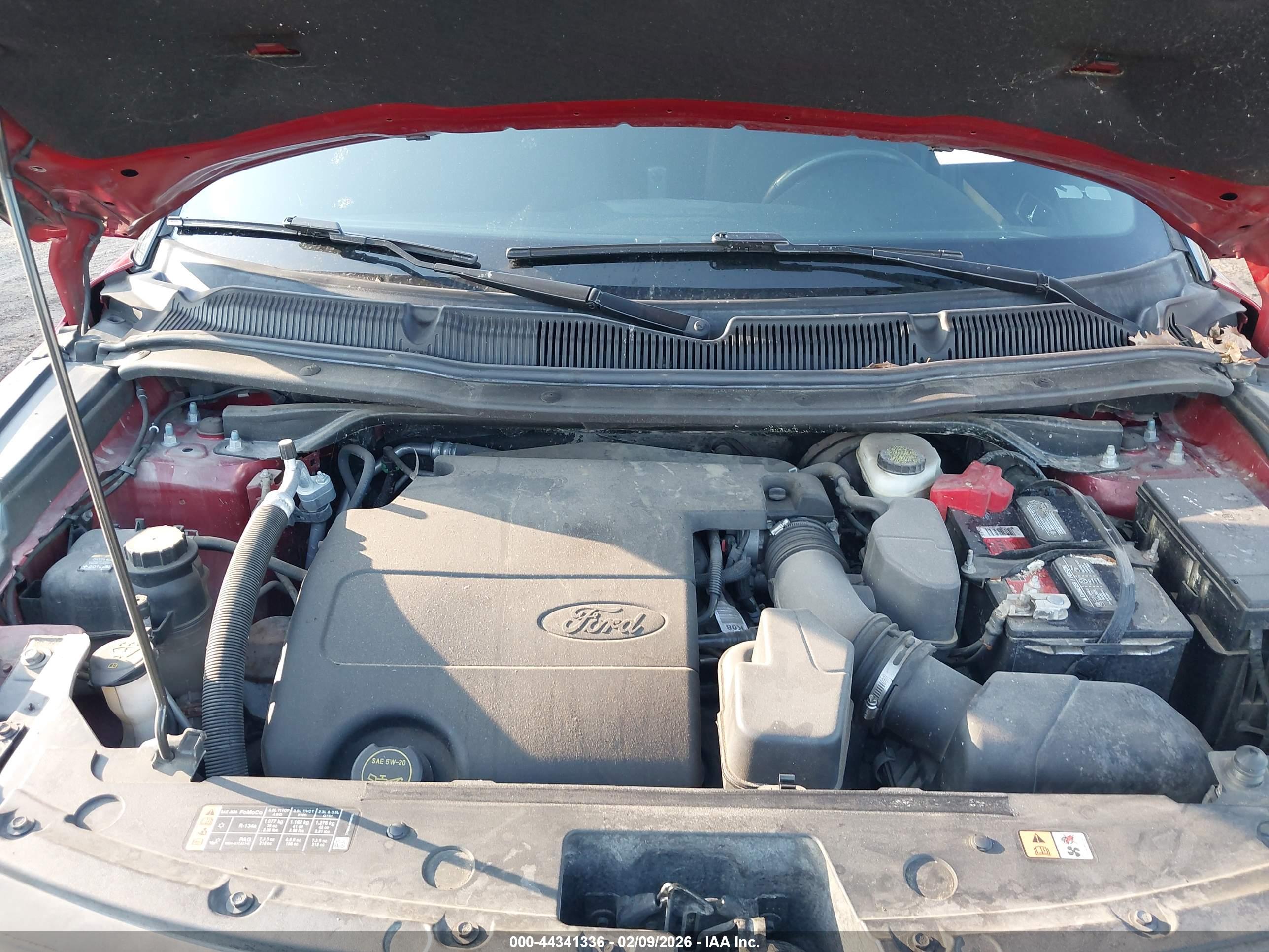 FORD EXPLORER image 10