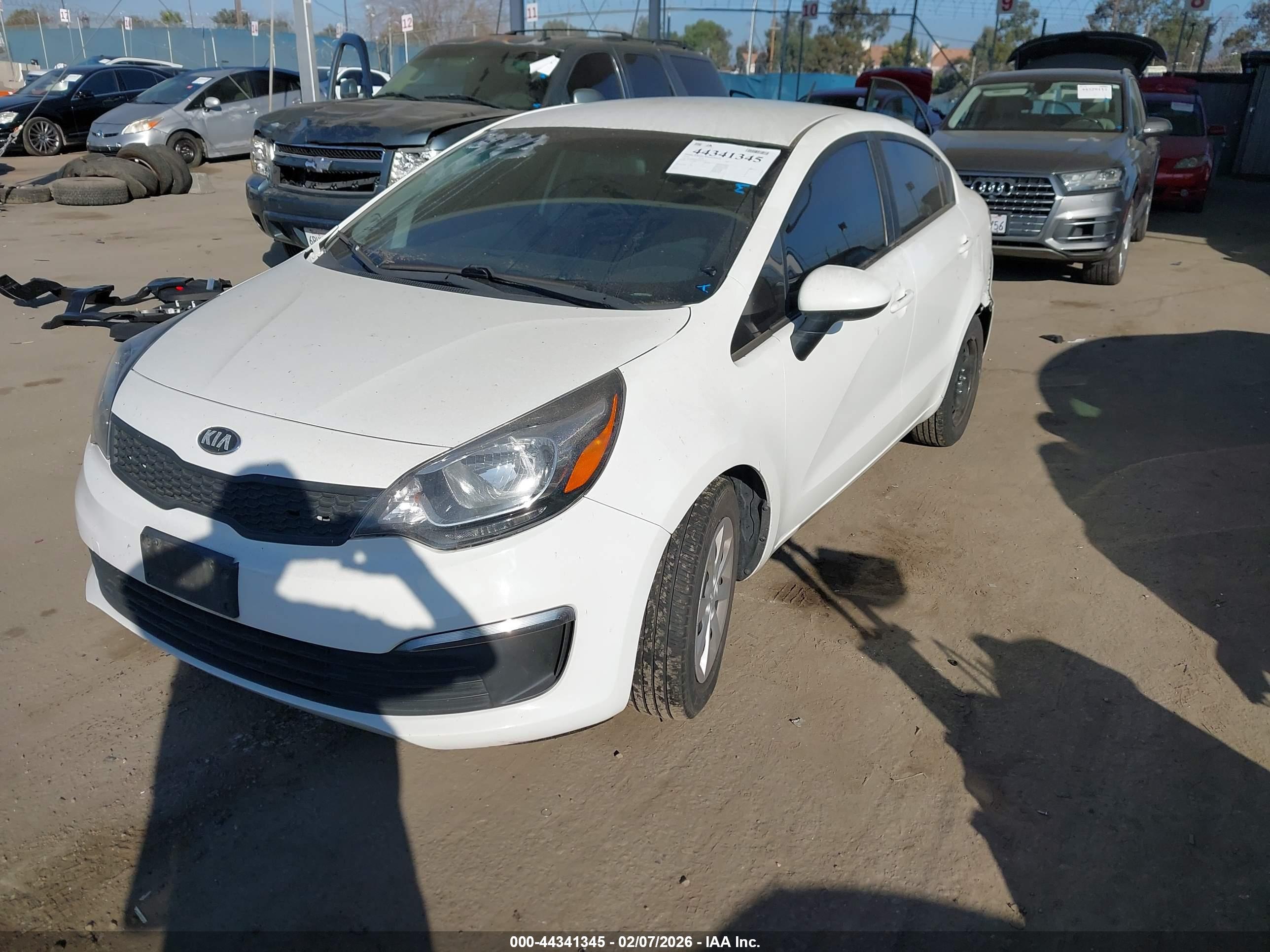 KIA RIO image 2