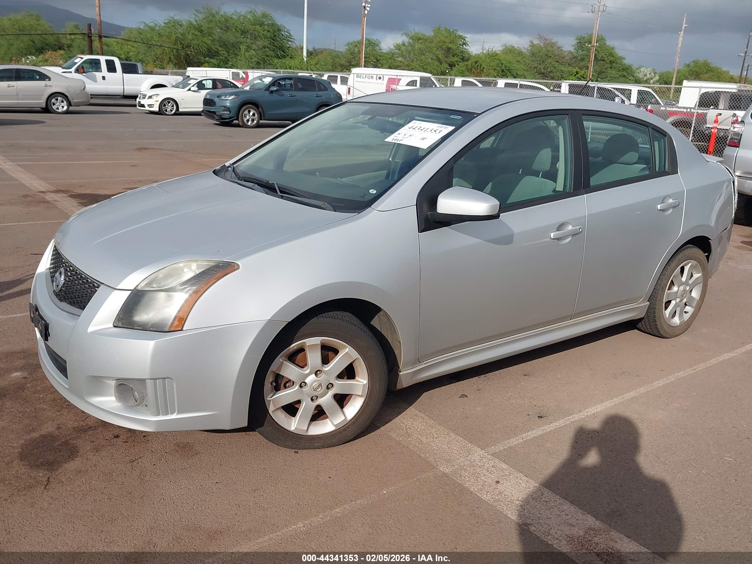 NISSAN SENTRA image 2