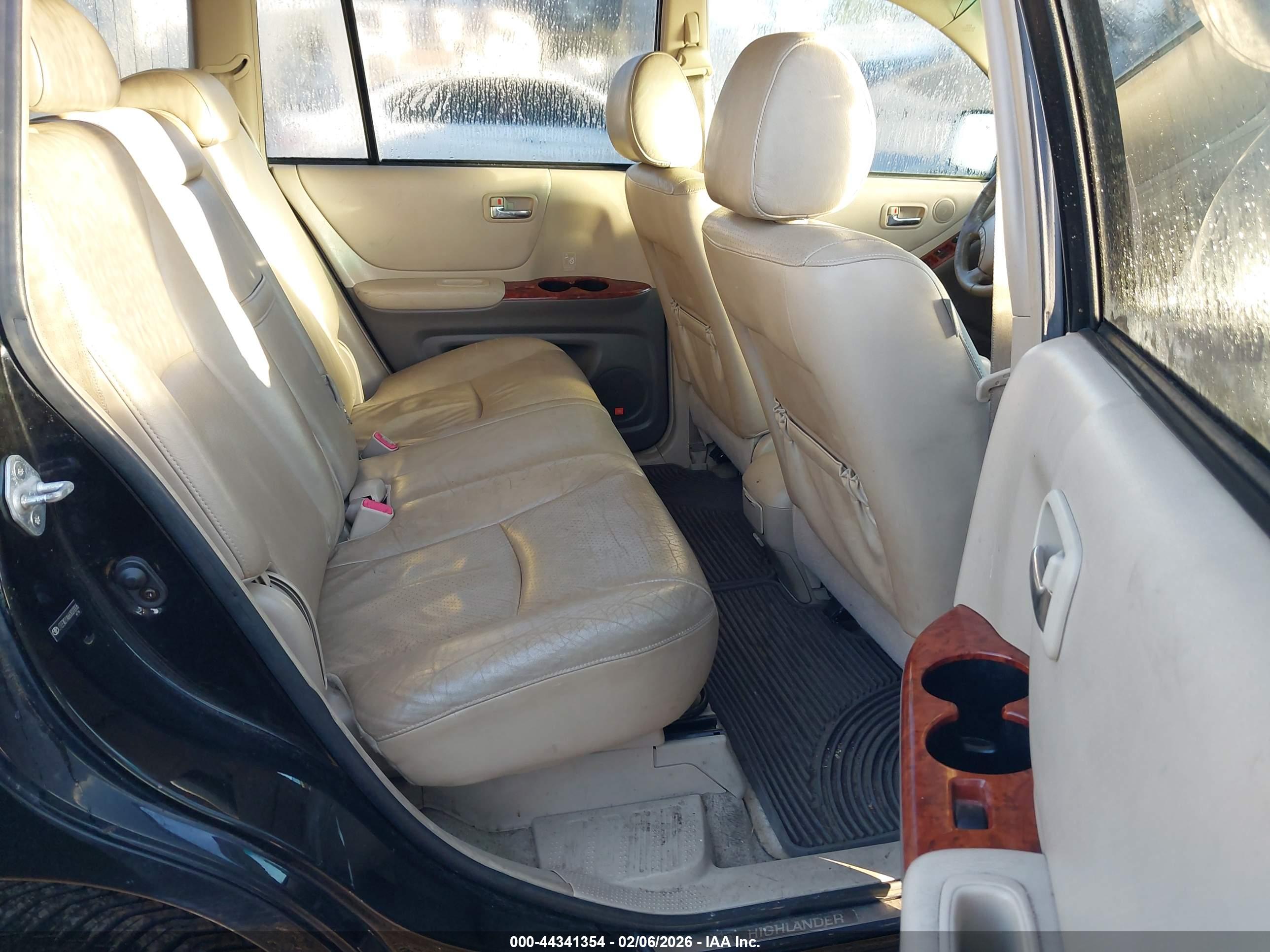 TOYOTA HIGHLANDER image 8