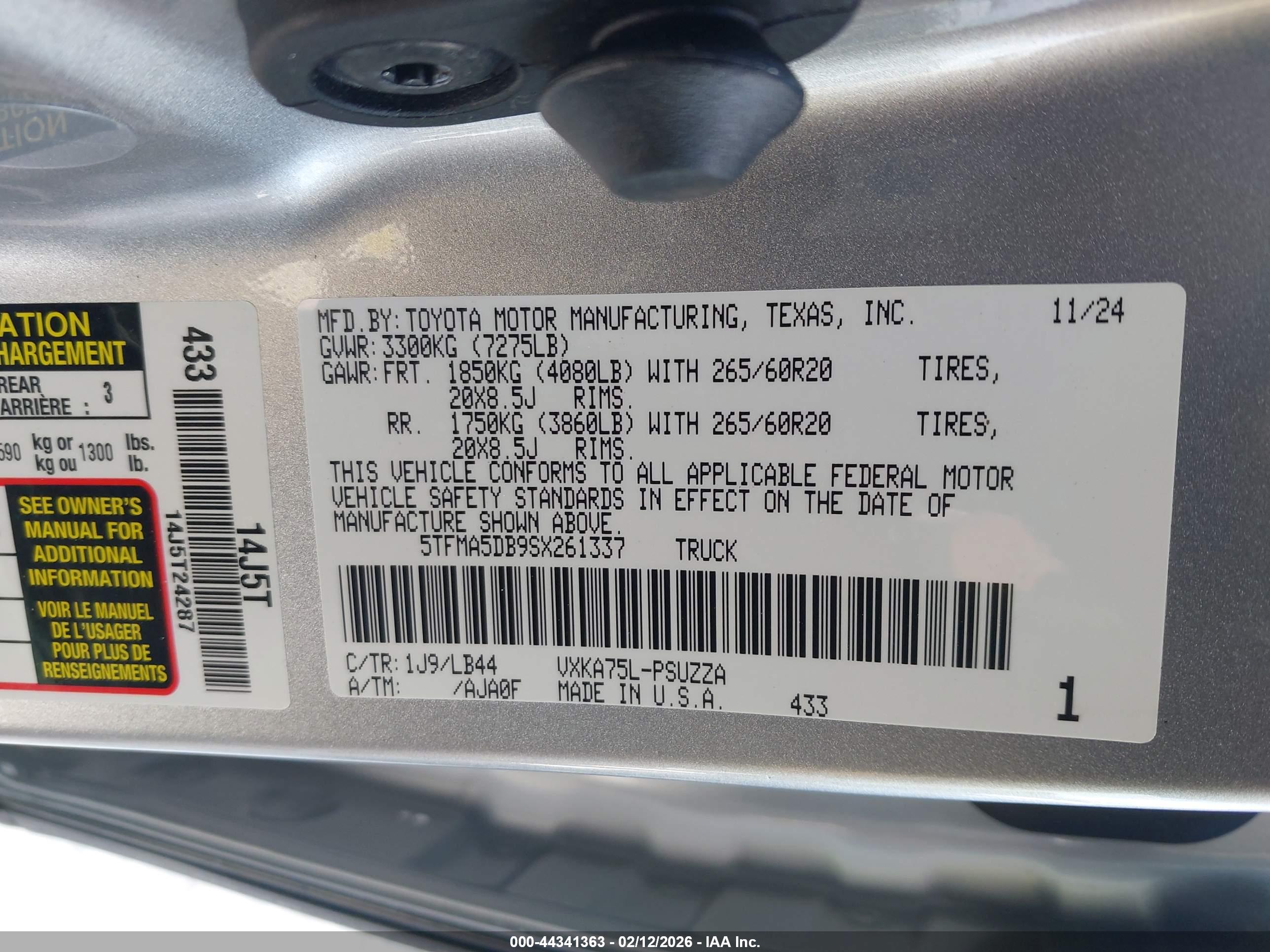 TOYOTA TUNDRA image 9