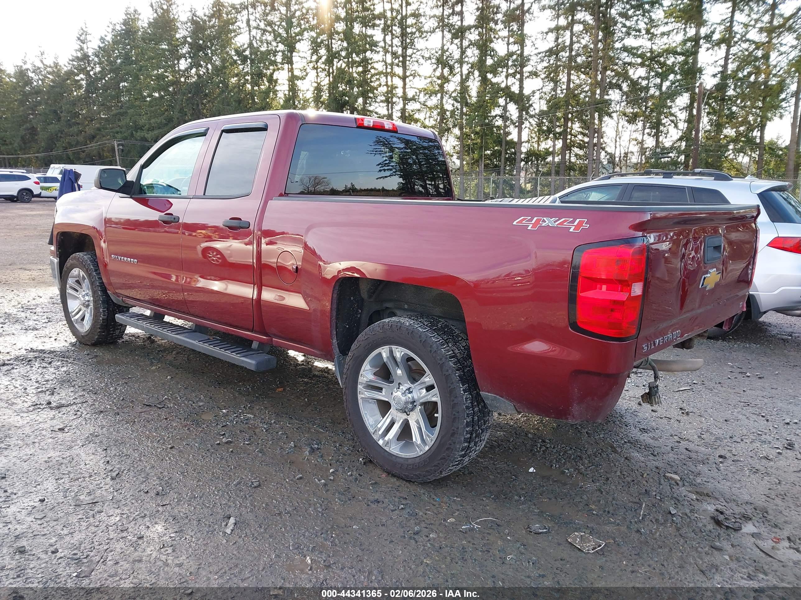 CHEVROLET SILVERADO image 3