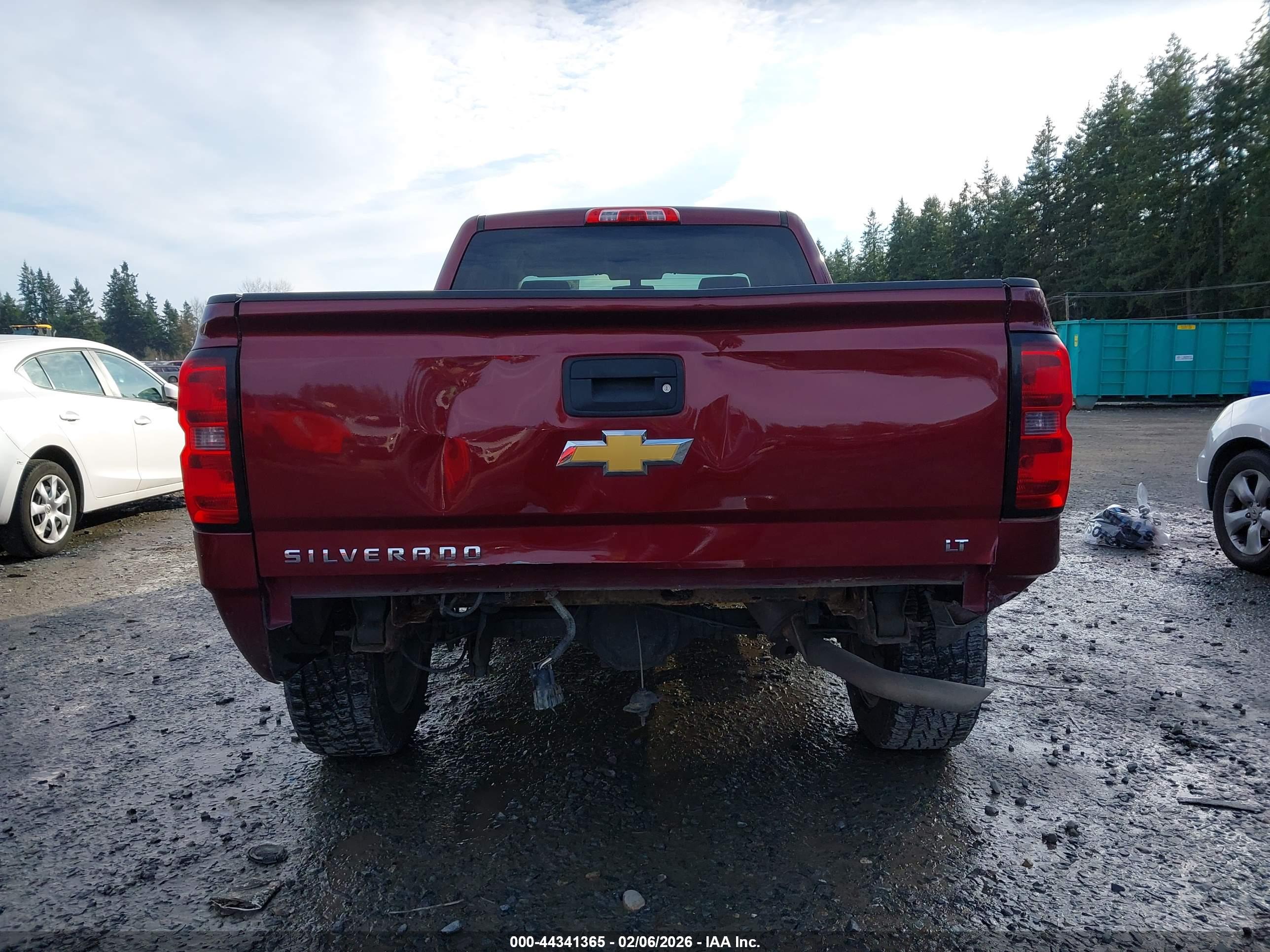 CHEVROLET SILVERADO image 6