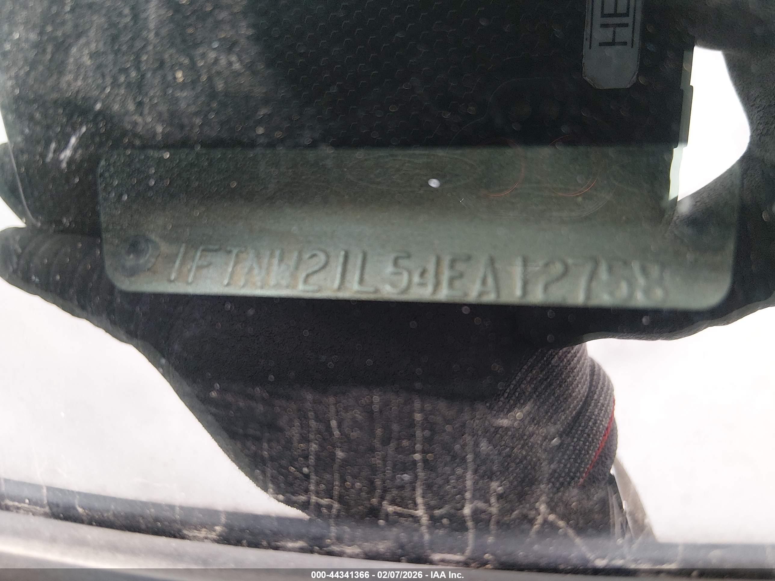 FORD F-250 image 9