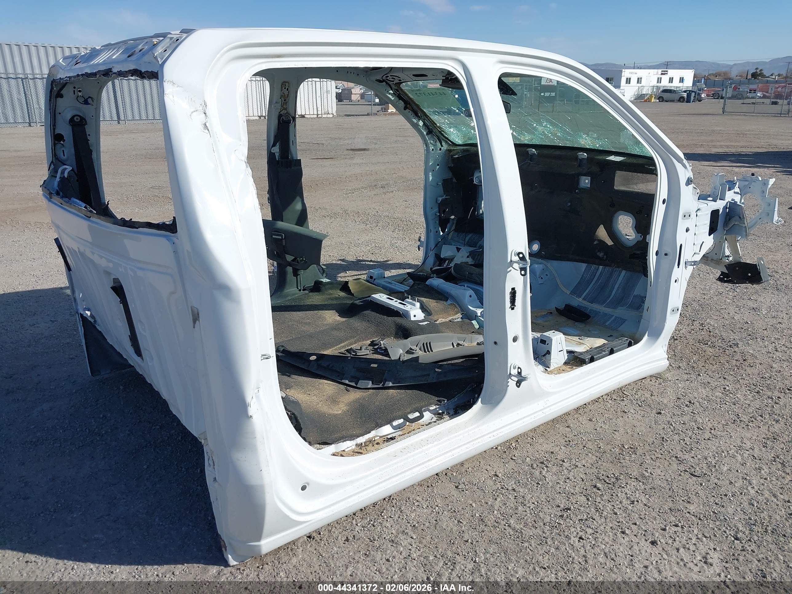 CHEVROLET SILVERADO image 4
