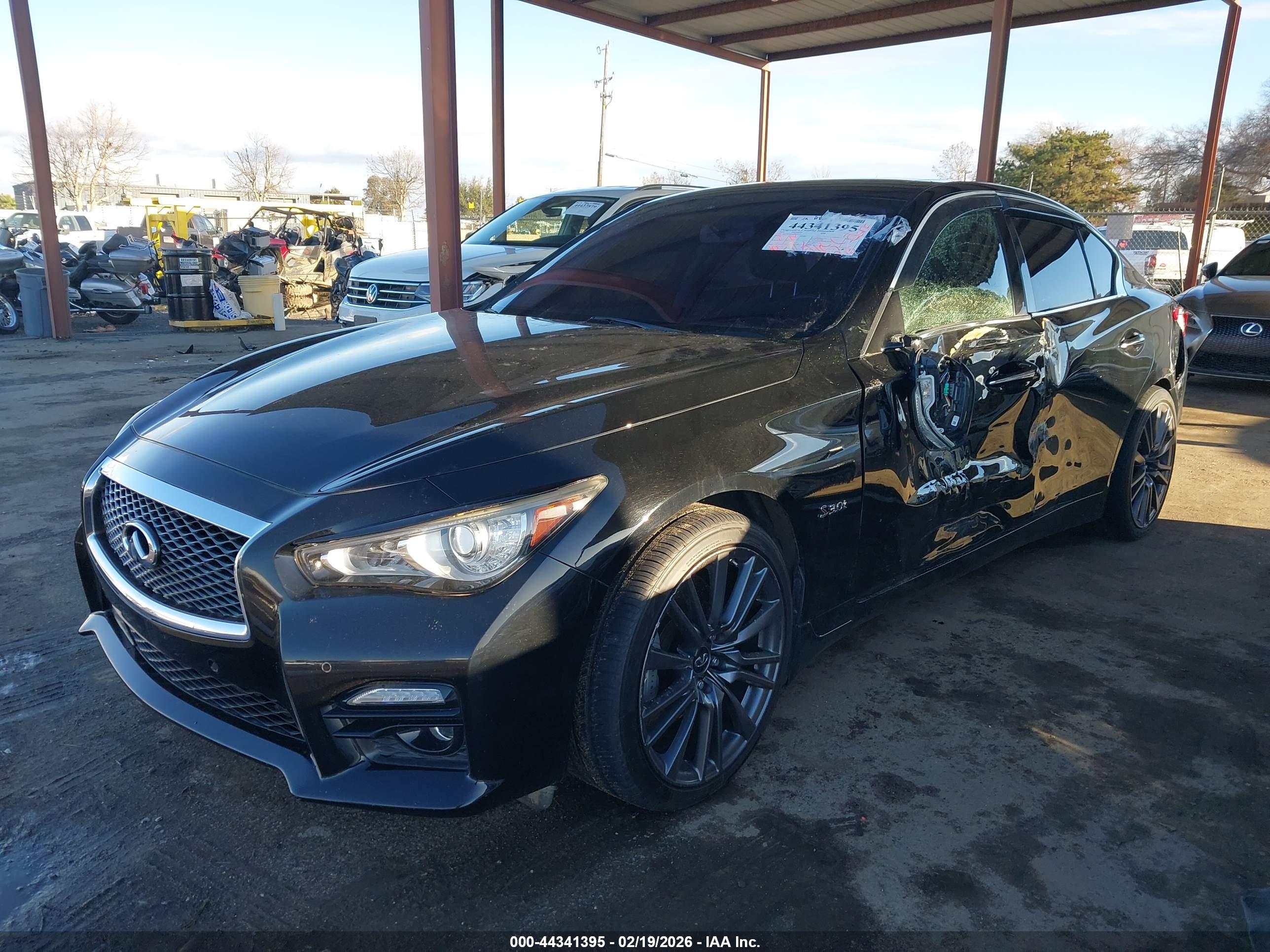 INFINITI Q50 image 2