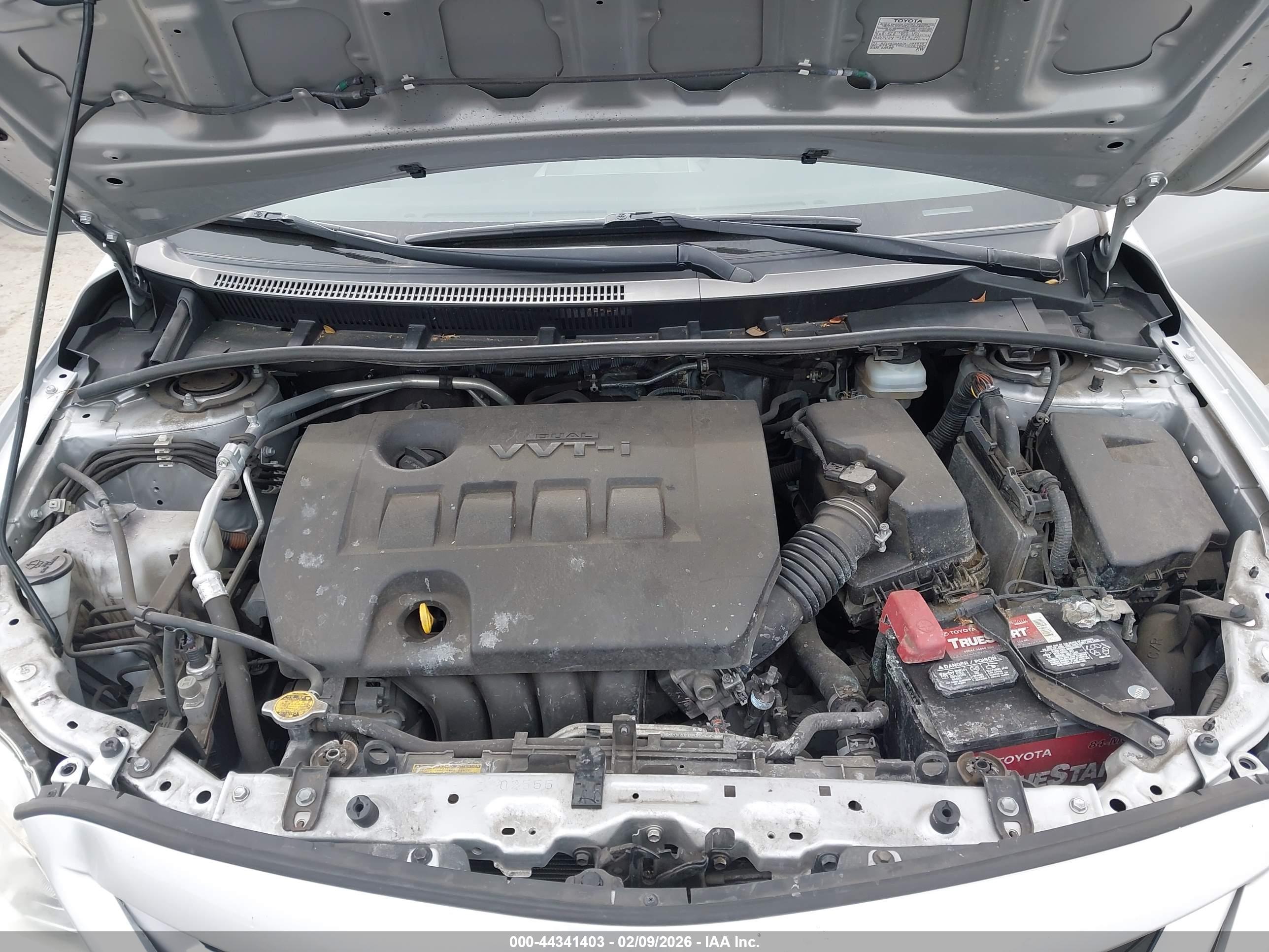 TOYOTA COROLLA image 10