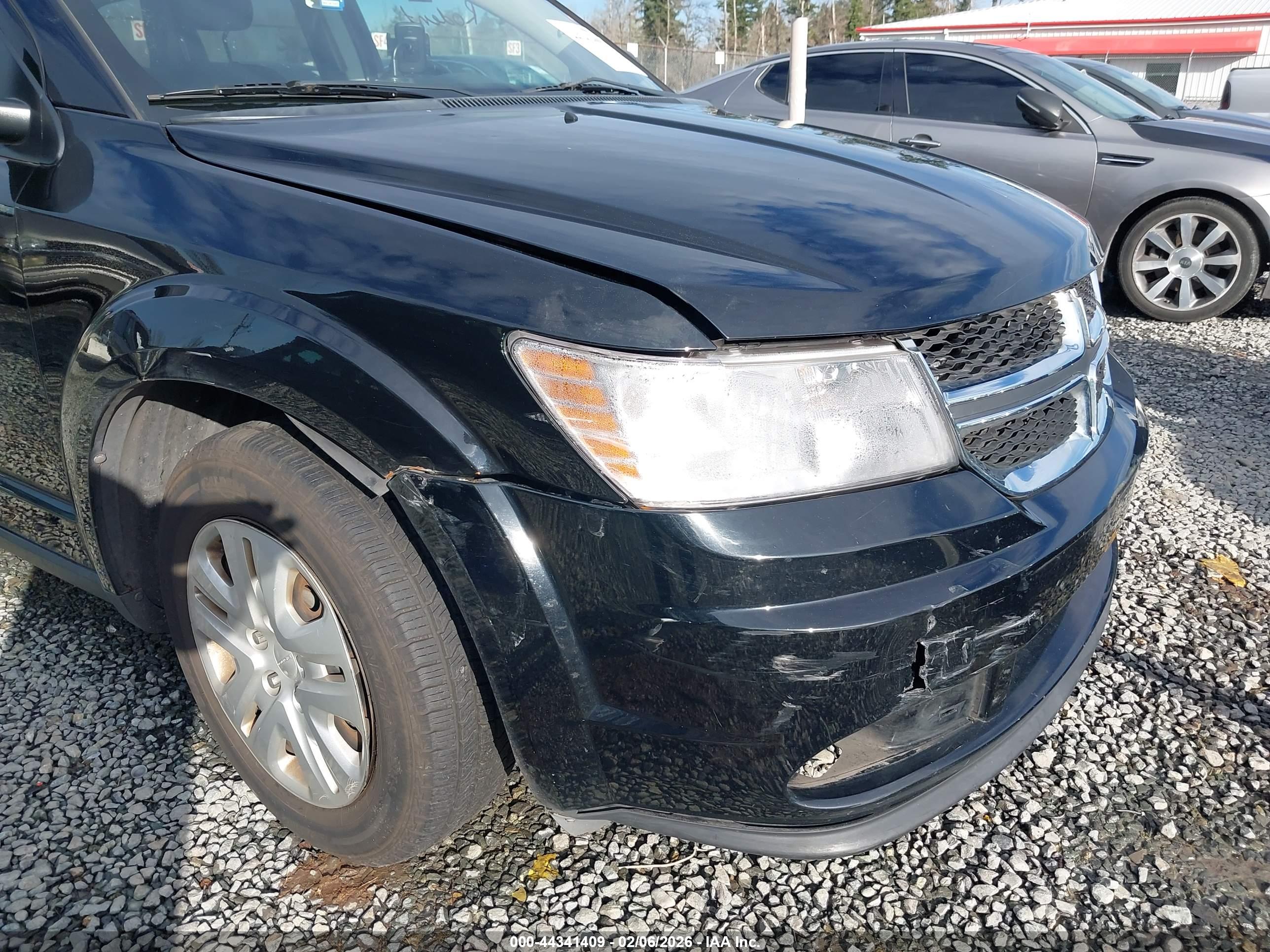 DODGE JOURNEY image 6