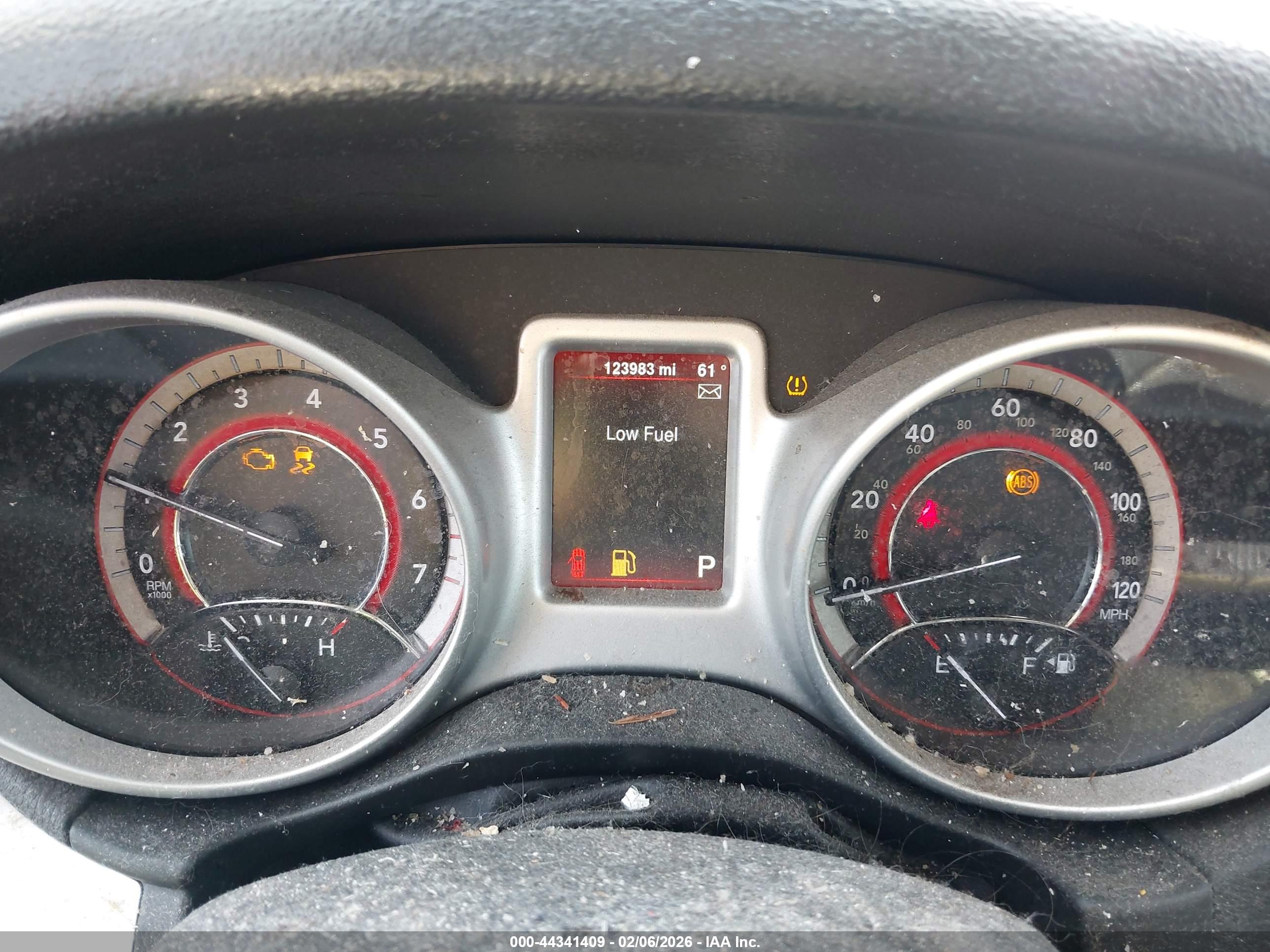 DODGE JOURNEY image 7