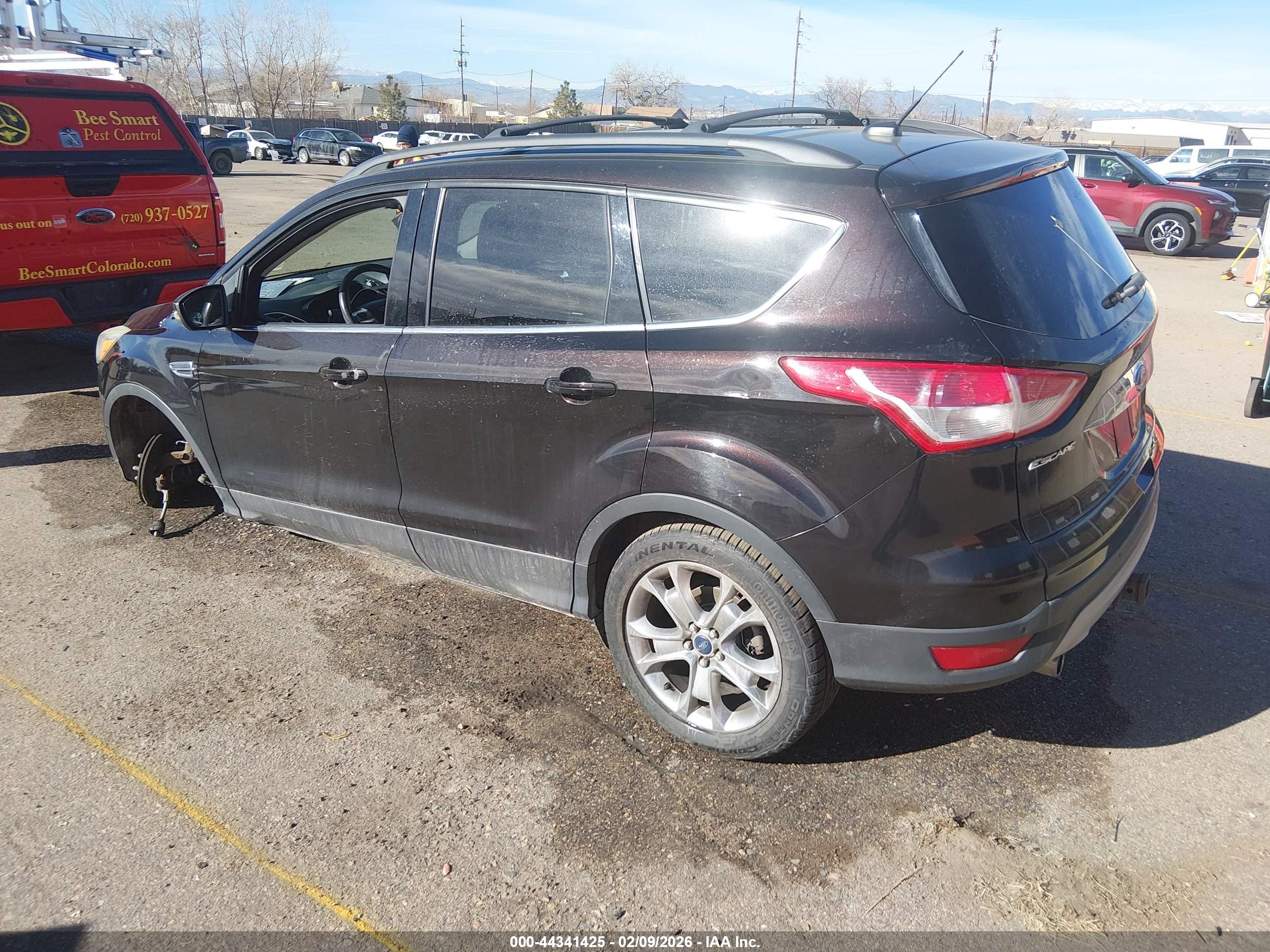 FORD ESCAPE image 3