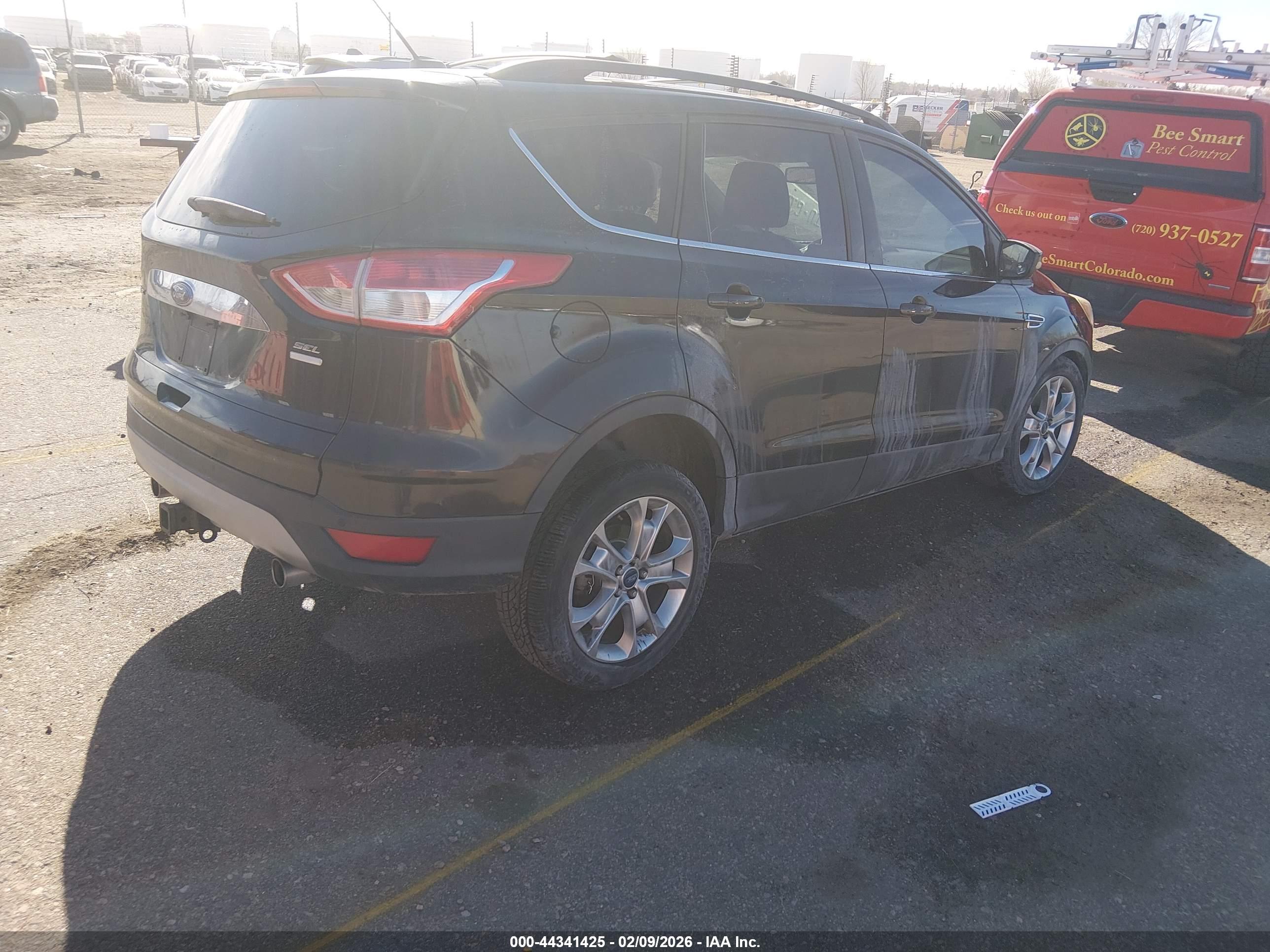 FORD ESCAPE image 4