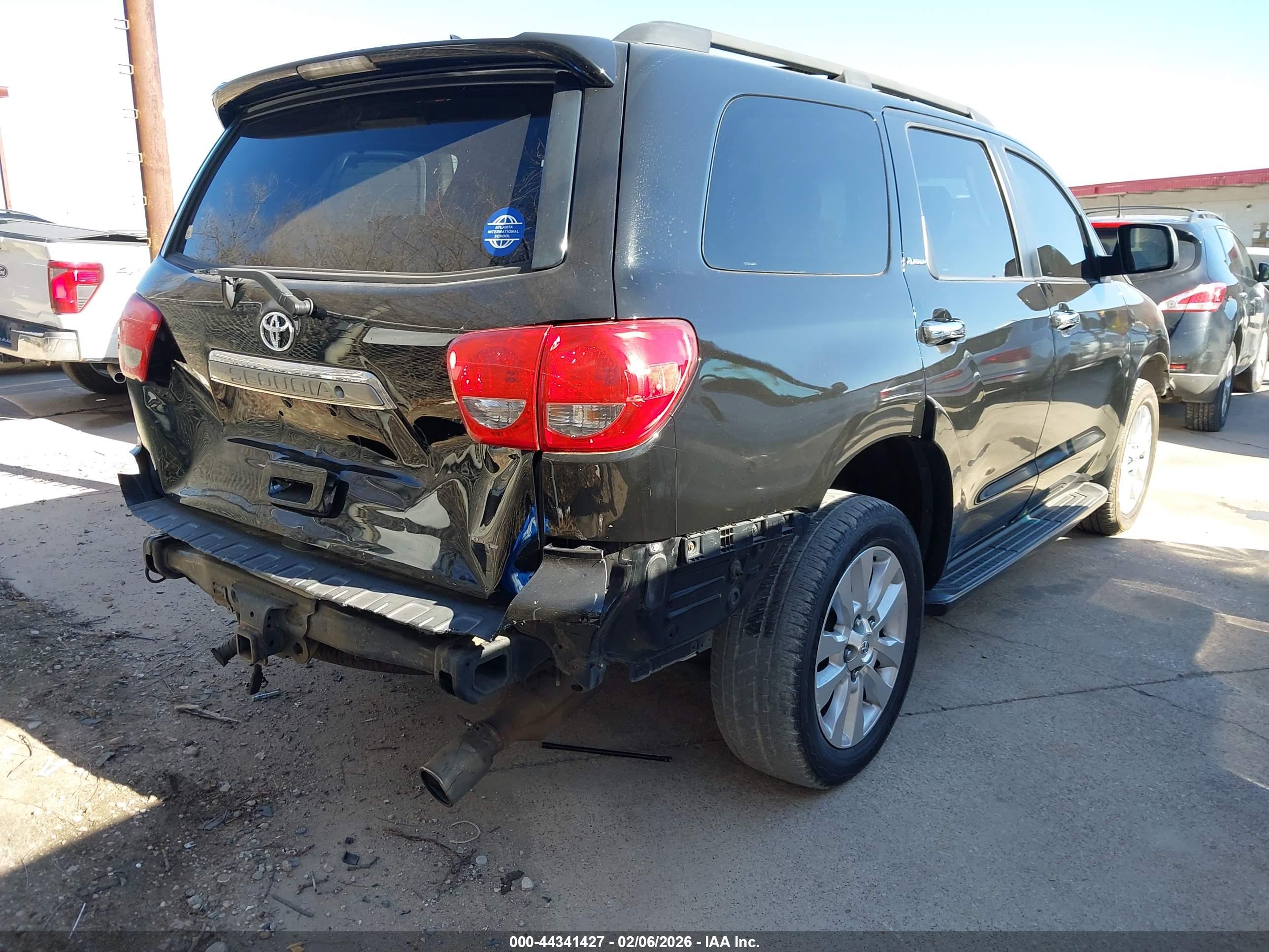 TOYOTA SEQUOIA image 4