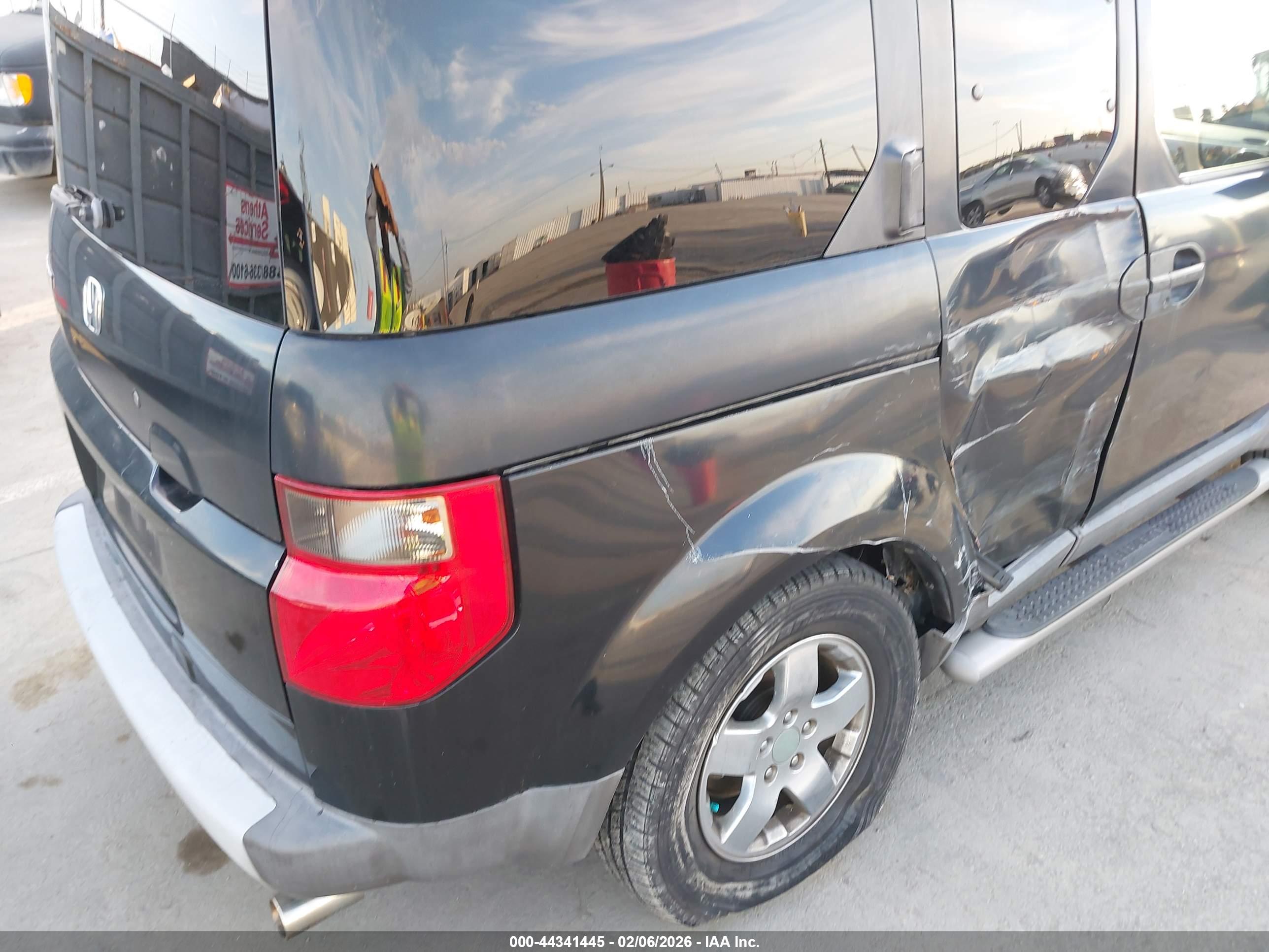 HONDA ELEMENT image 6
