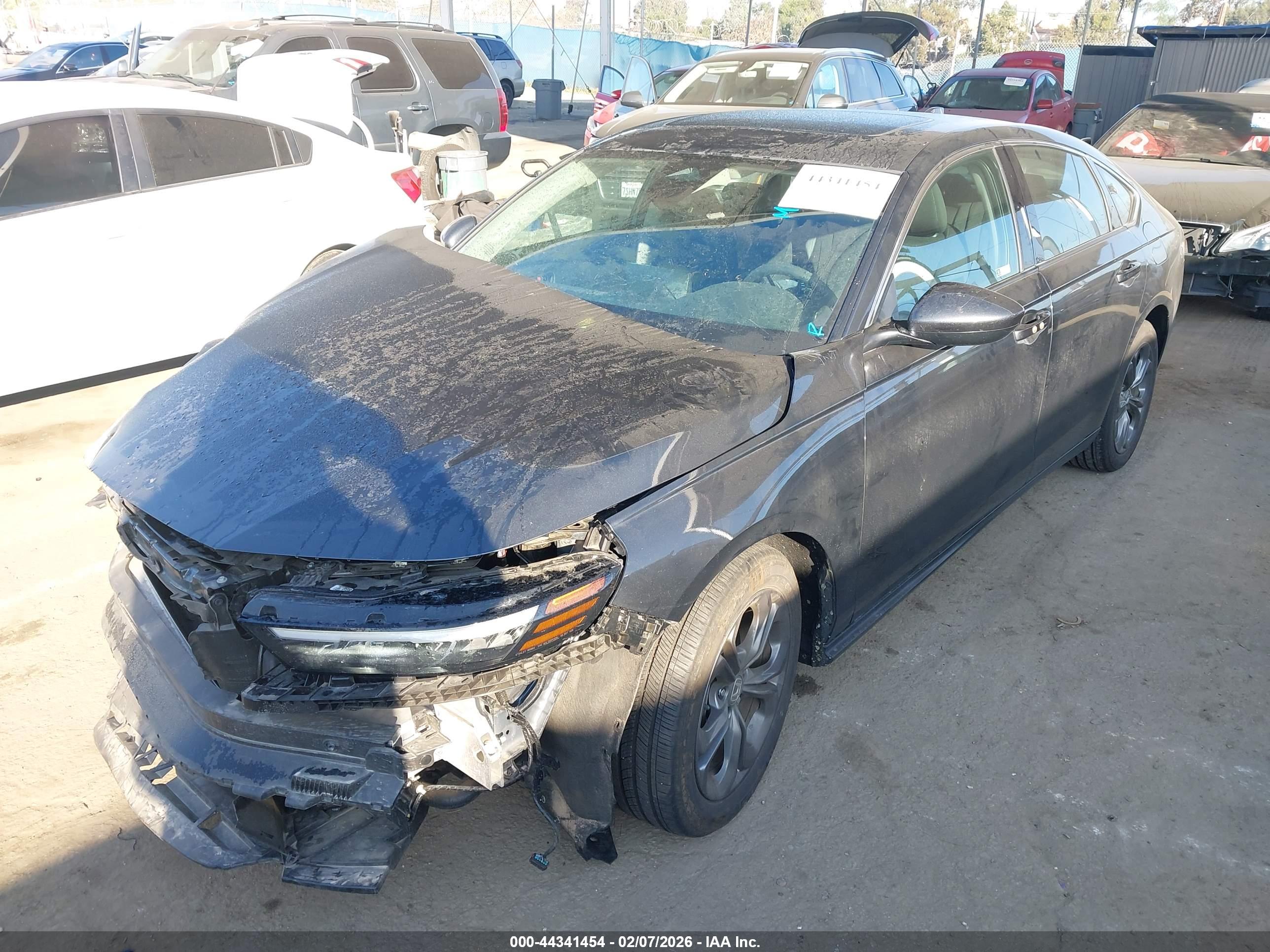HONDA ACCORD image 2