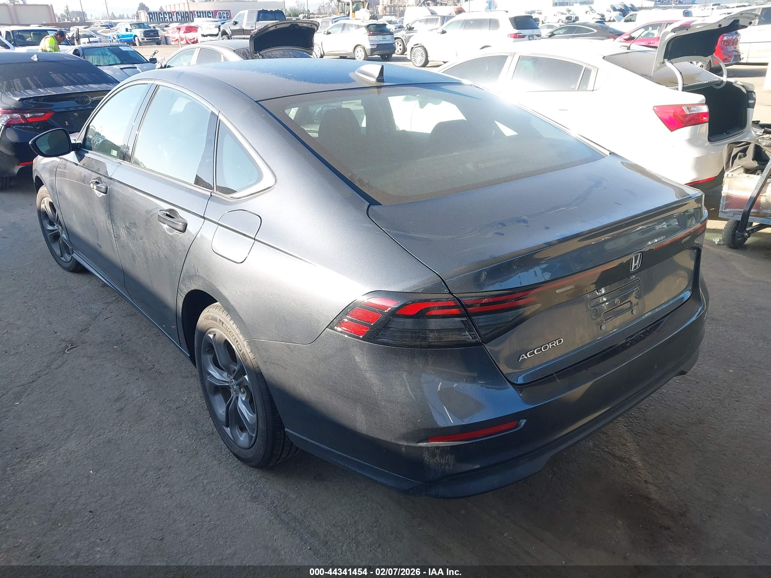 HONDA ACCORD image 3
