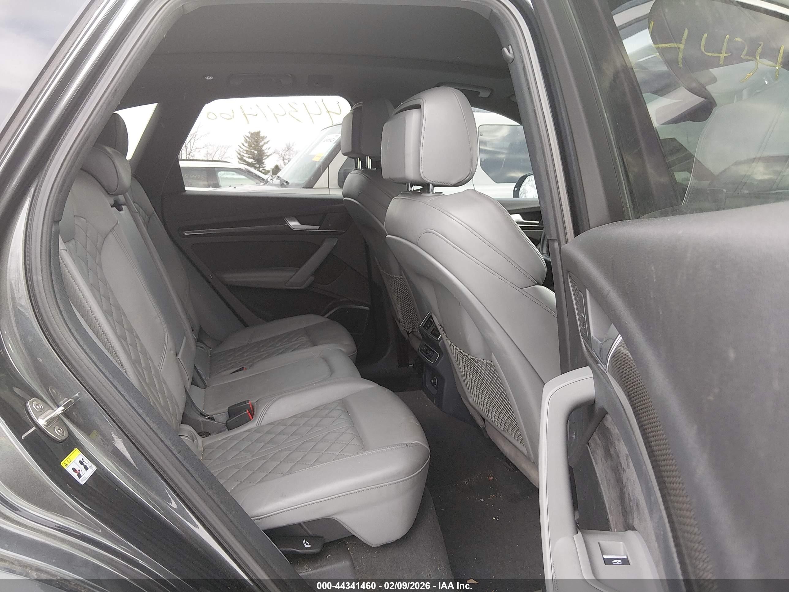 AUDI SQ5 image 8