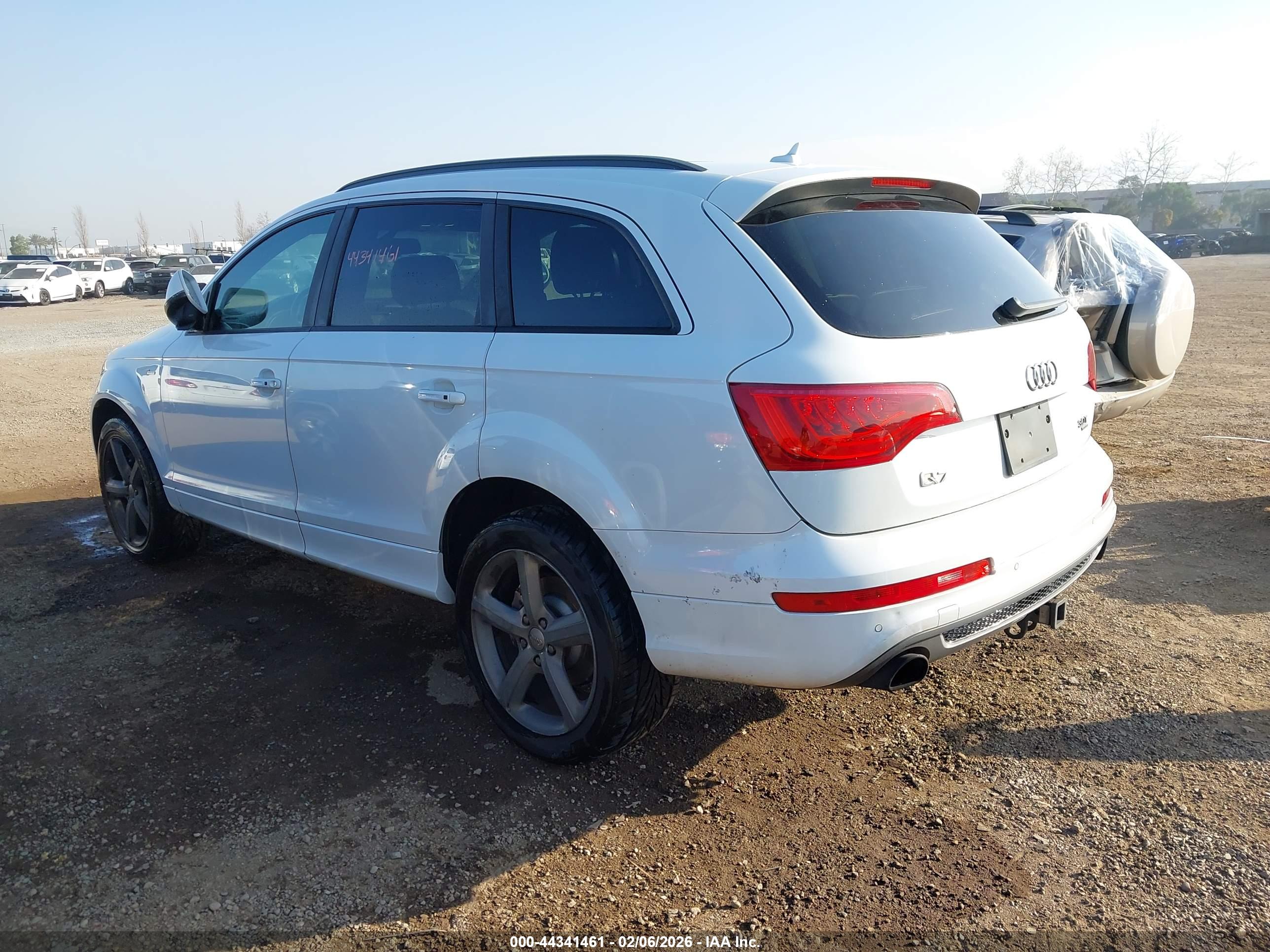AUDI Q7 image 6