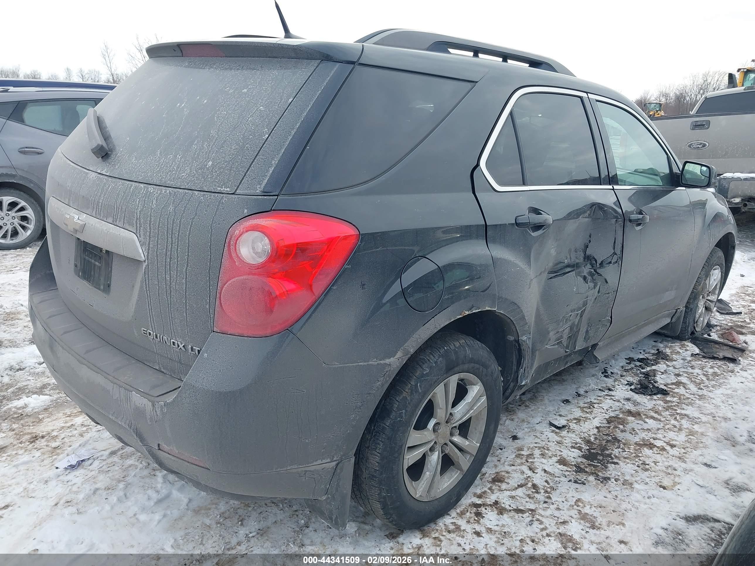 CHEVROLET EQUINOX image 4