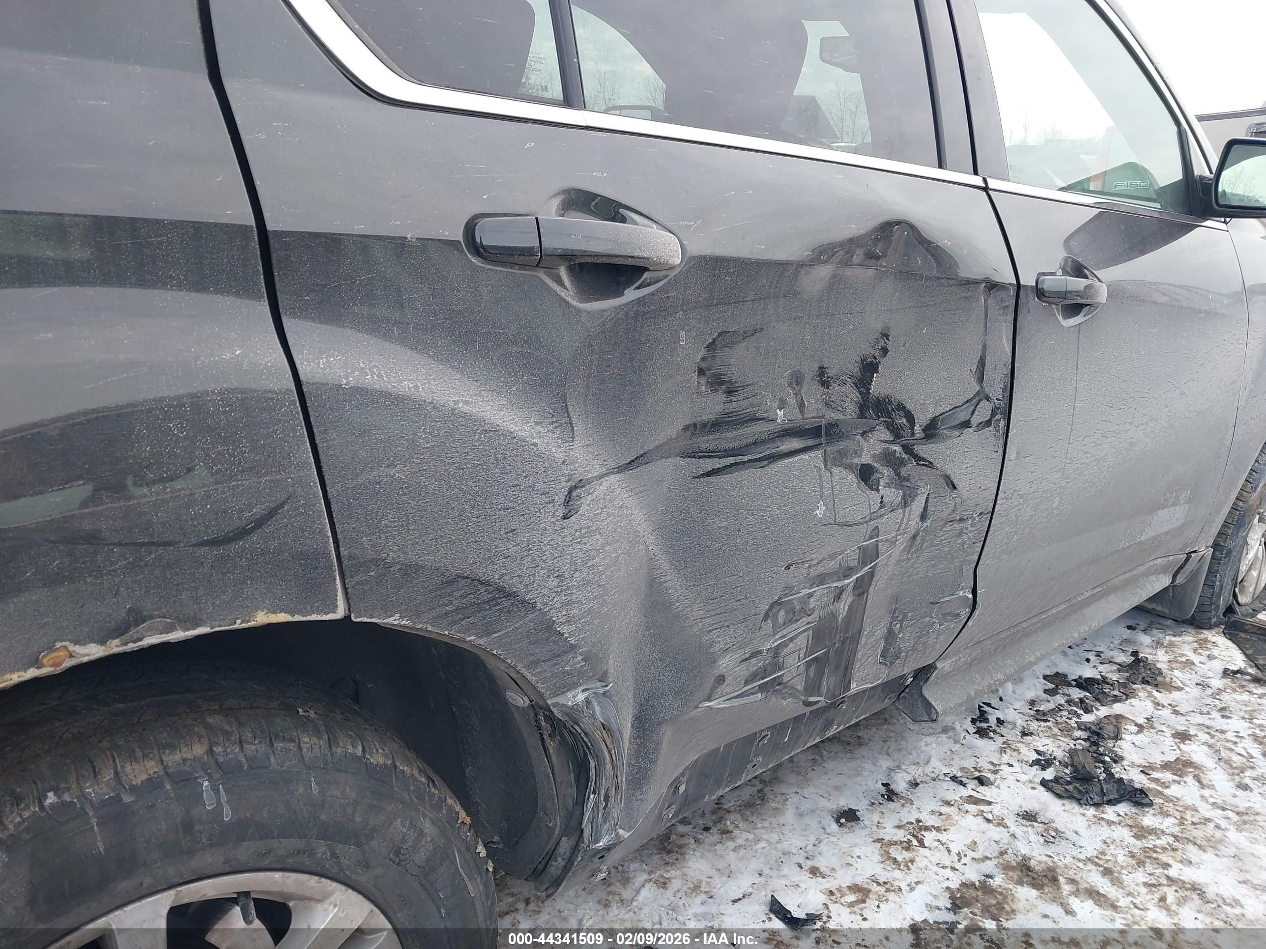 CHEVROLET EQUINOX image 6