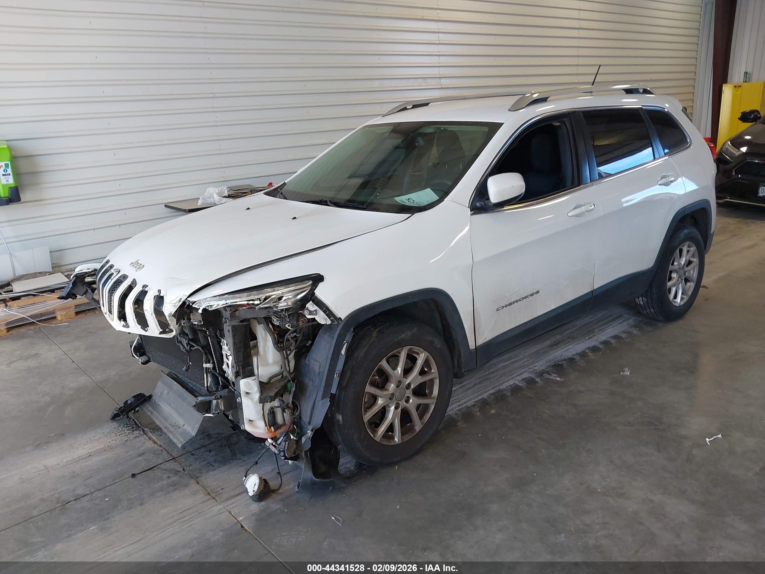 JEEP CHEROKEE image 2