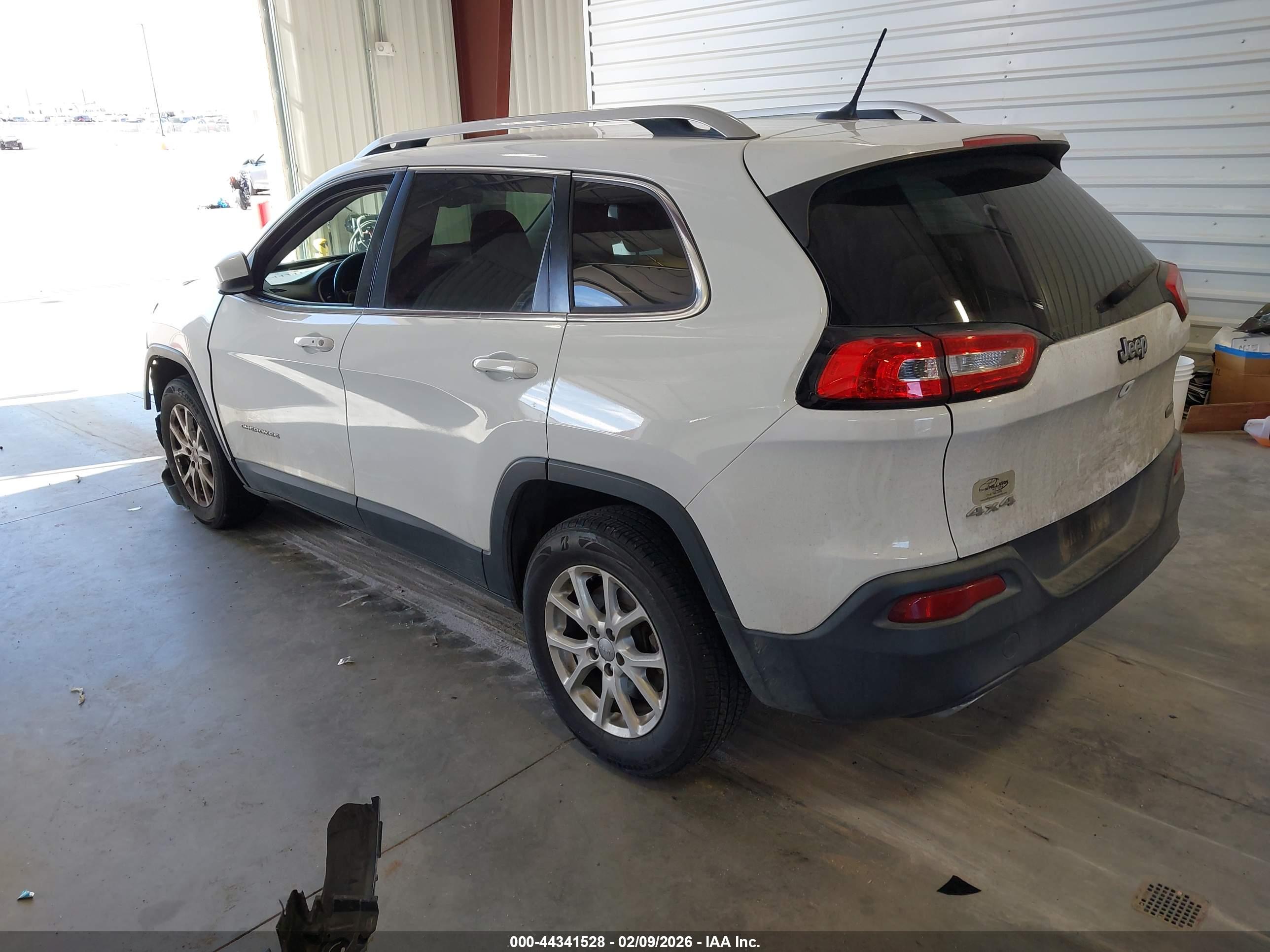 JEEP CHEROKEE image 3