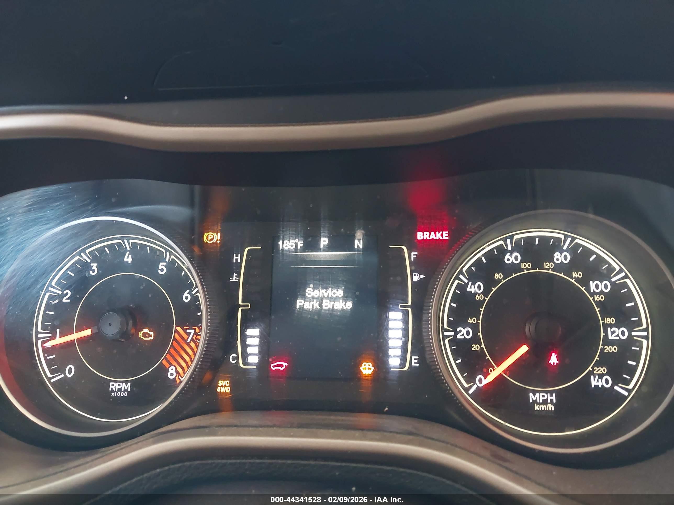 JEEP CHEROKEE image 7