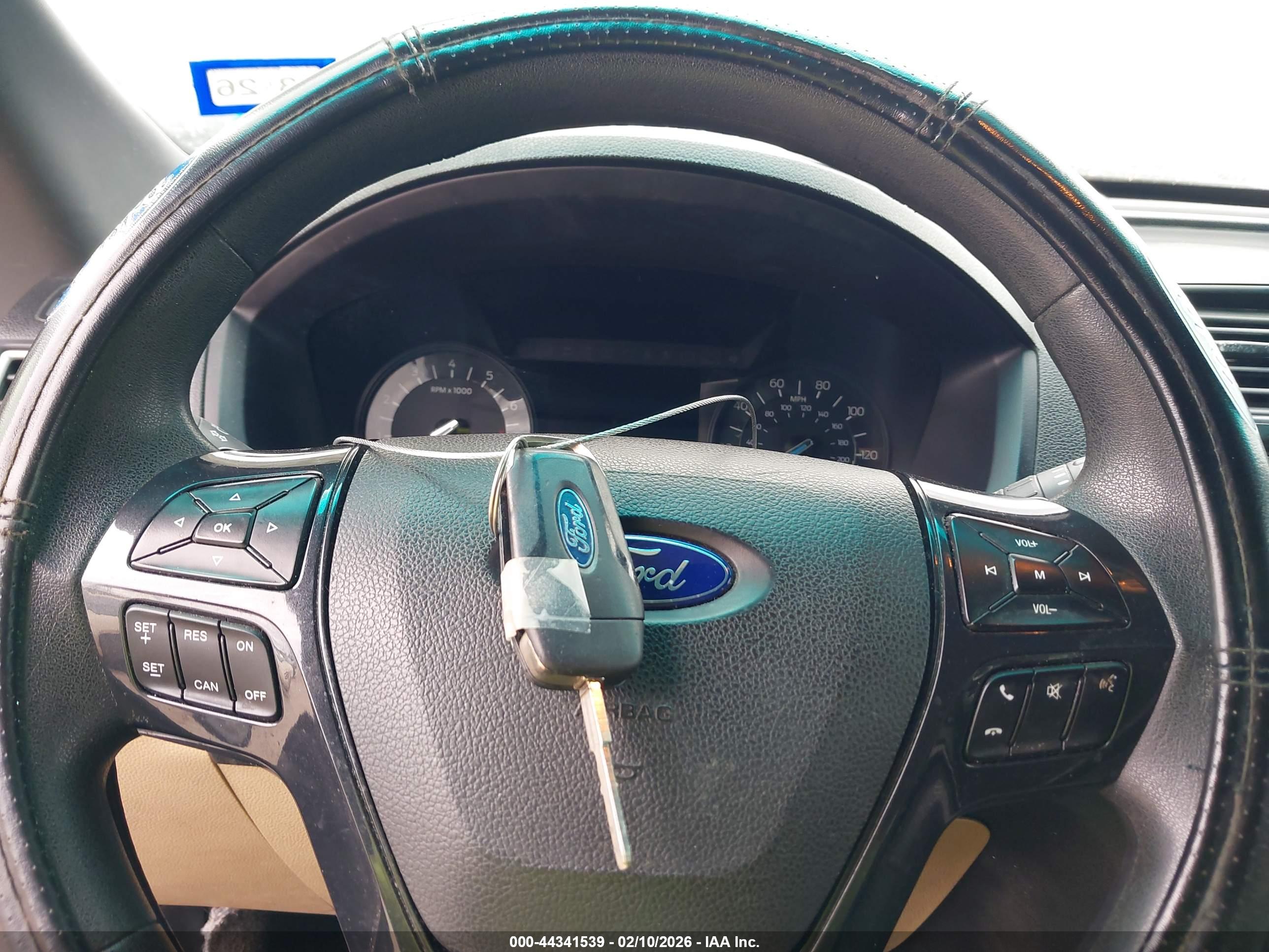 FORD EXPLORER image 11