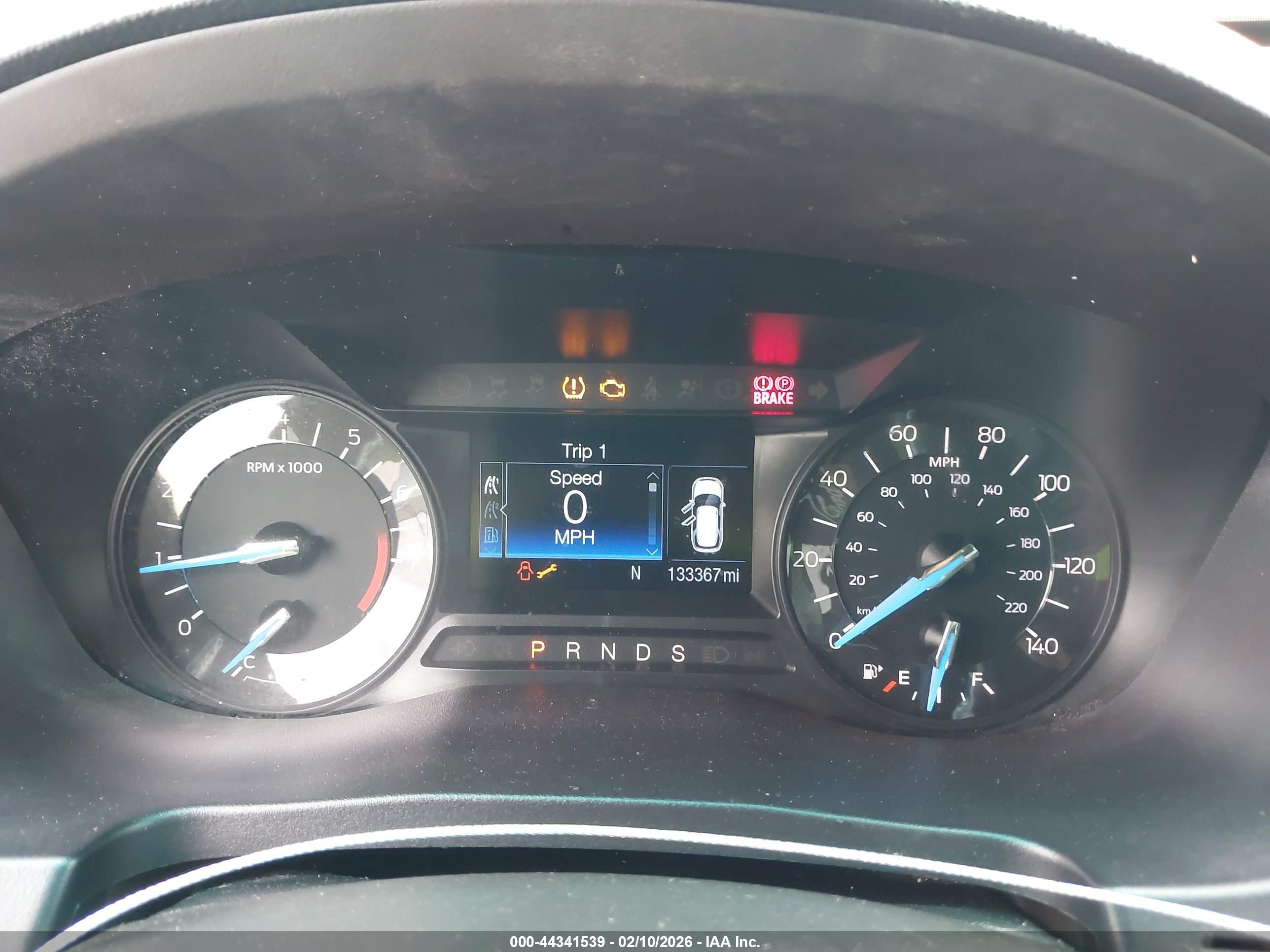FORD EXPLORER image 7