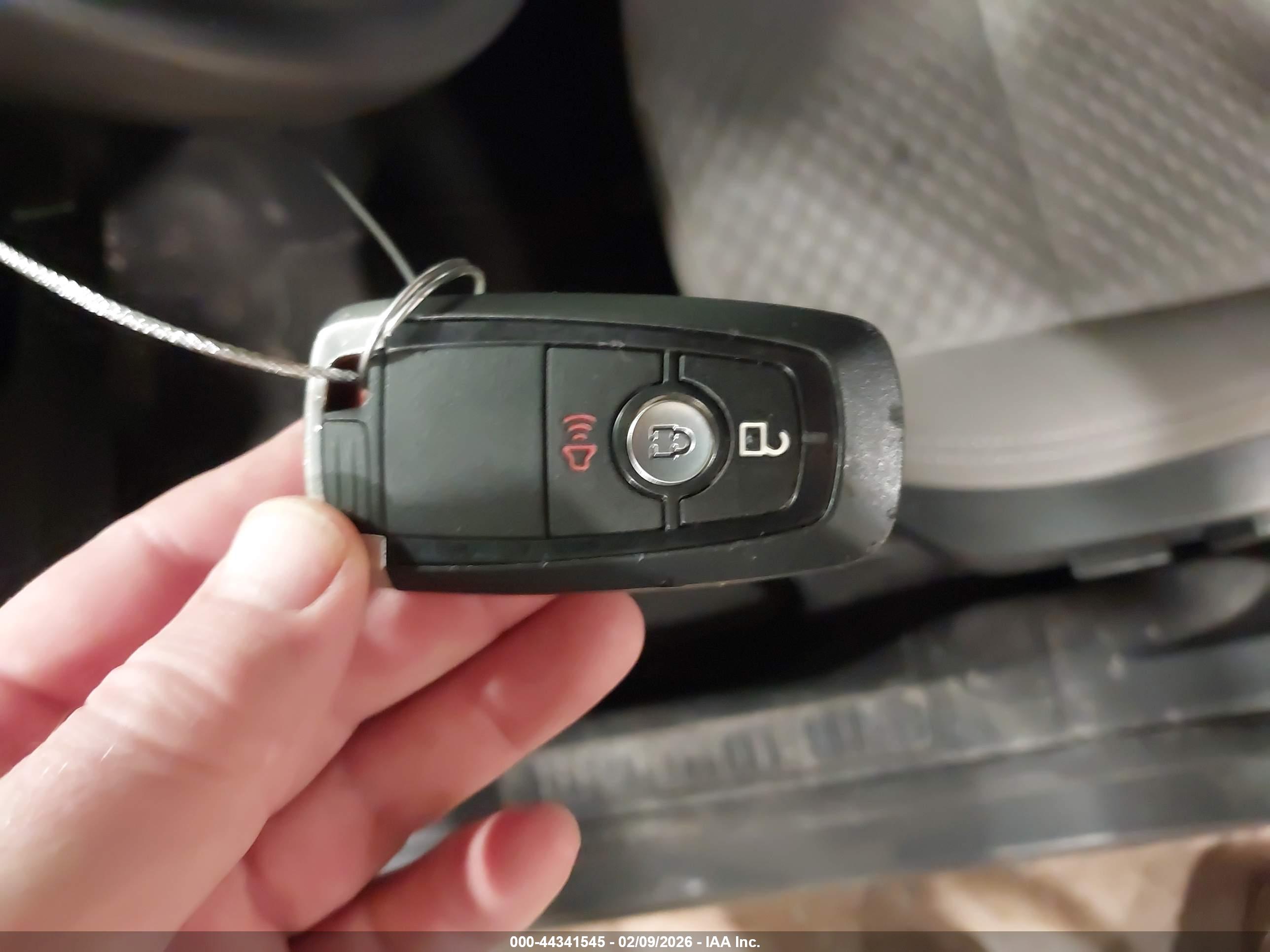 FORD ESCAPE image 11