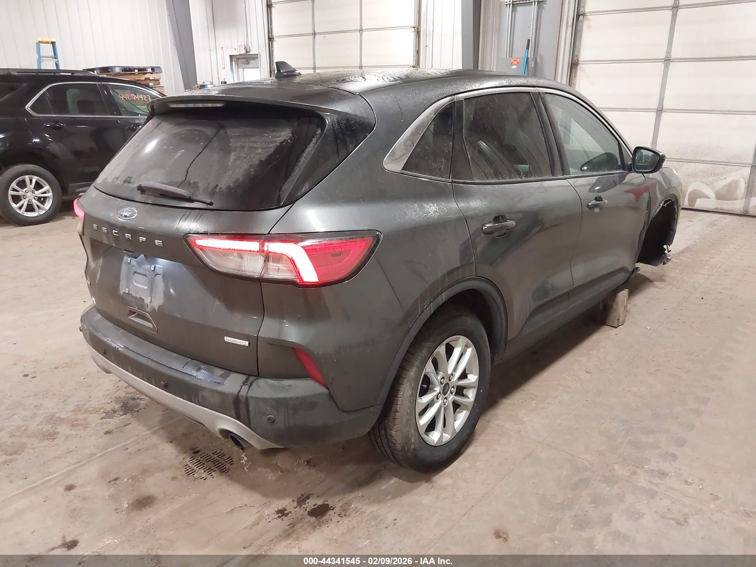 FORD ESCAPE image 4