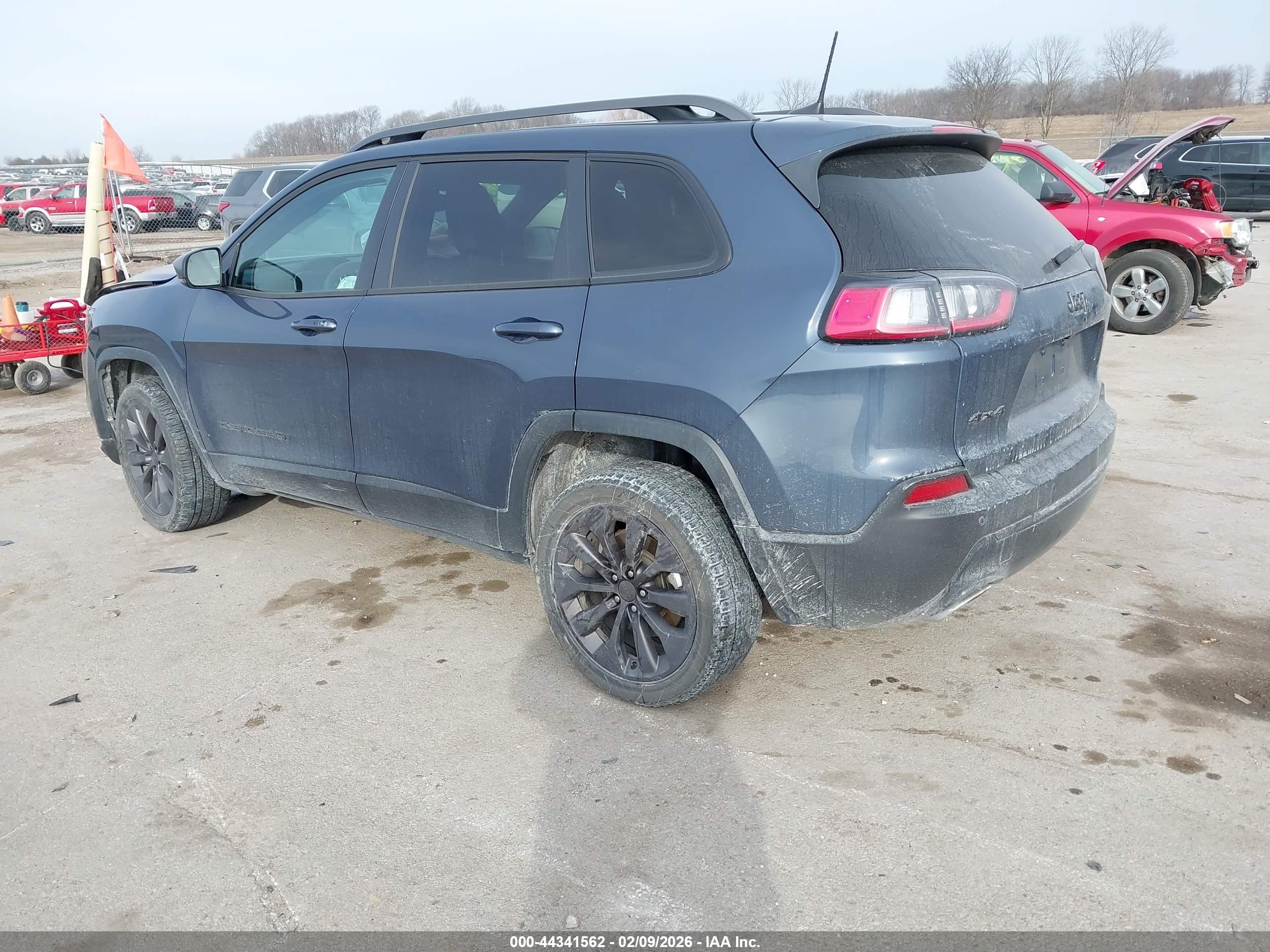 JEEP CHEROKEE image 3