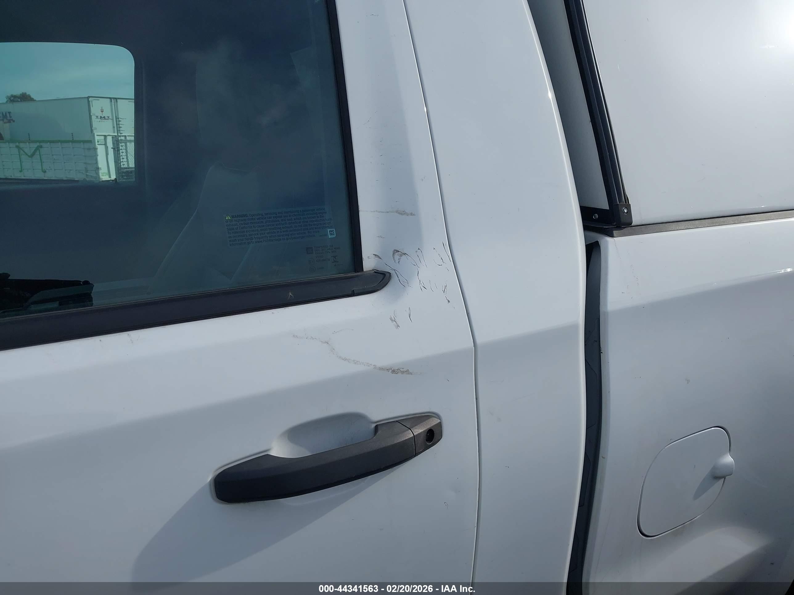 CHEVROLET SILVERADO image 6