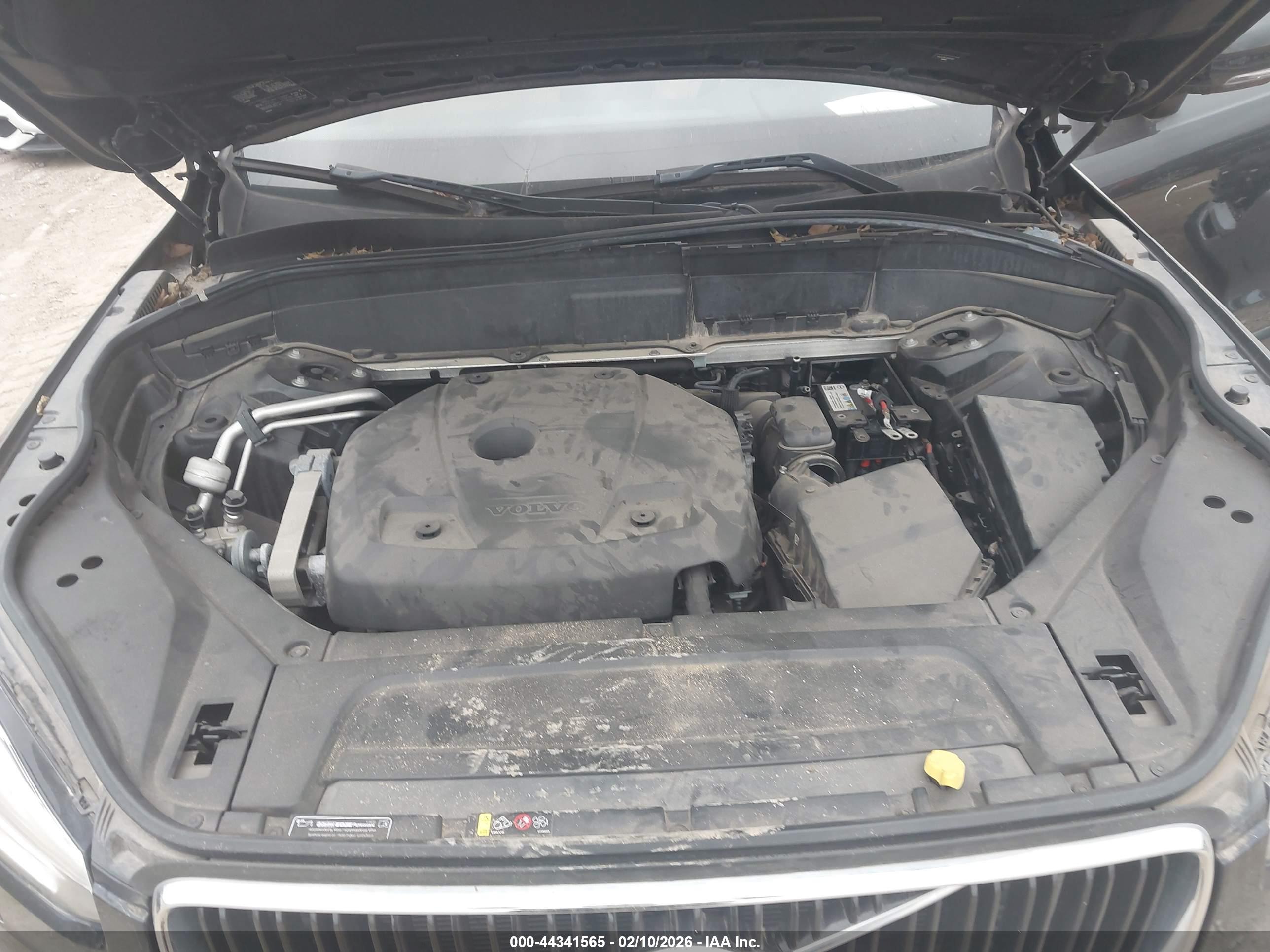VOLVO XC90 image 10