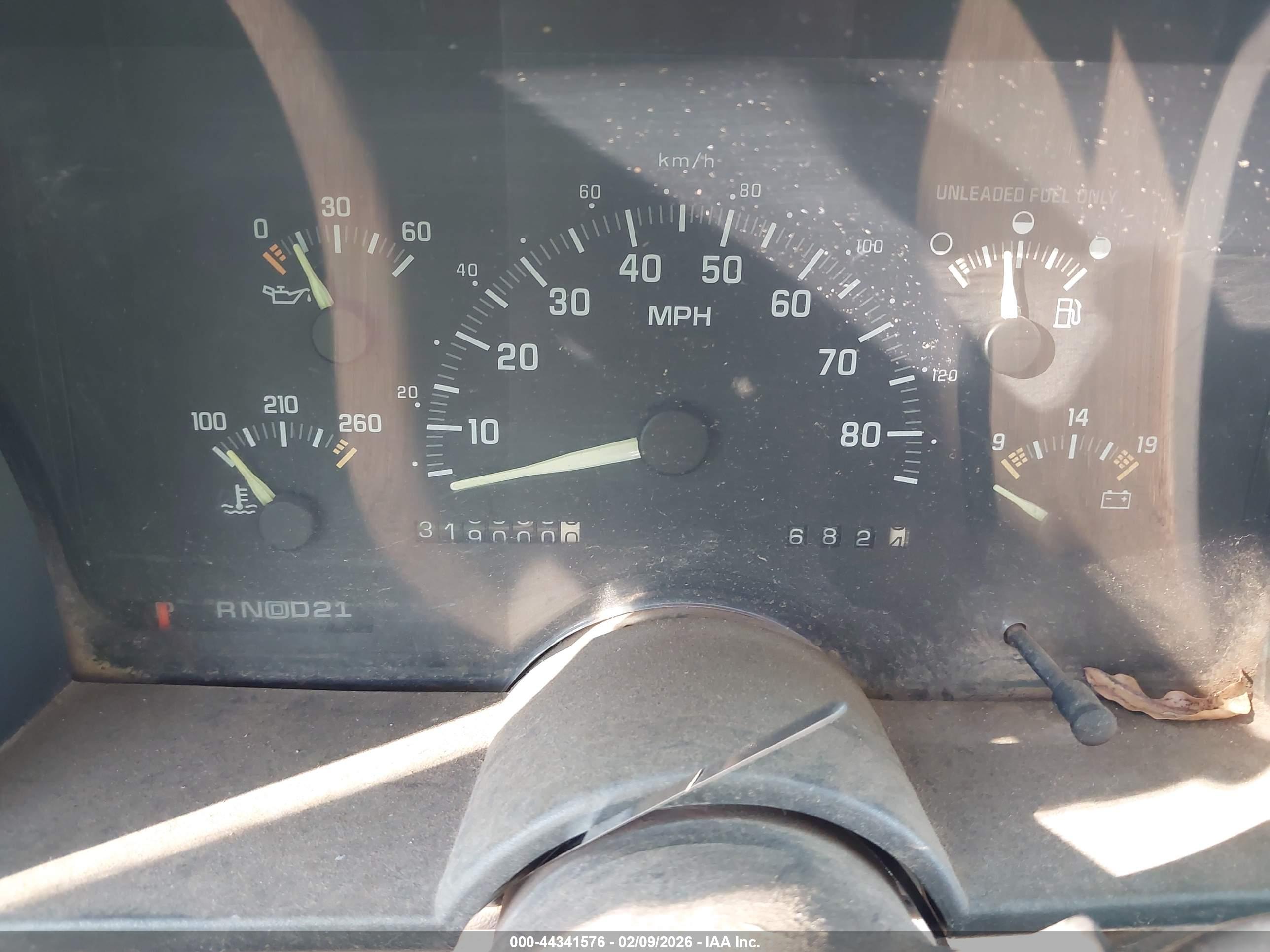 GMC SIERRA image 7