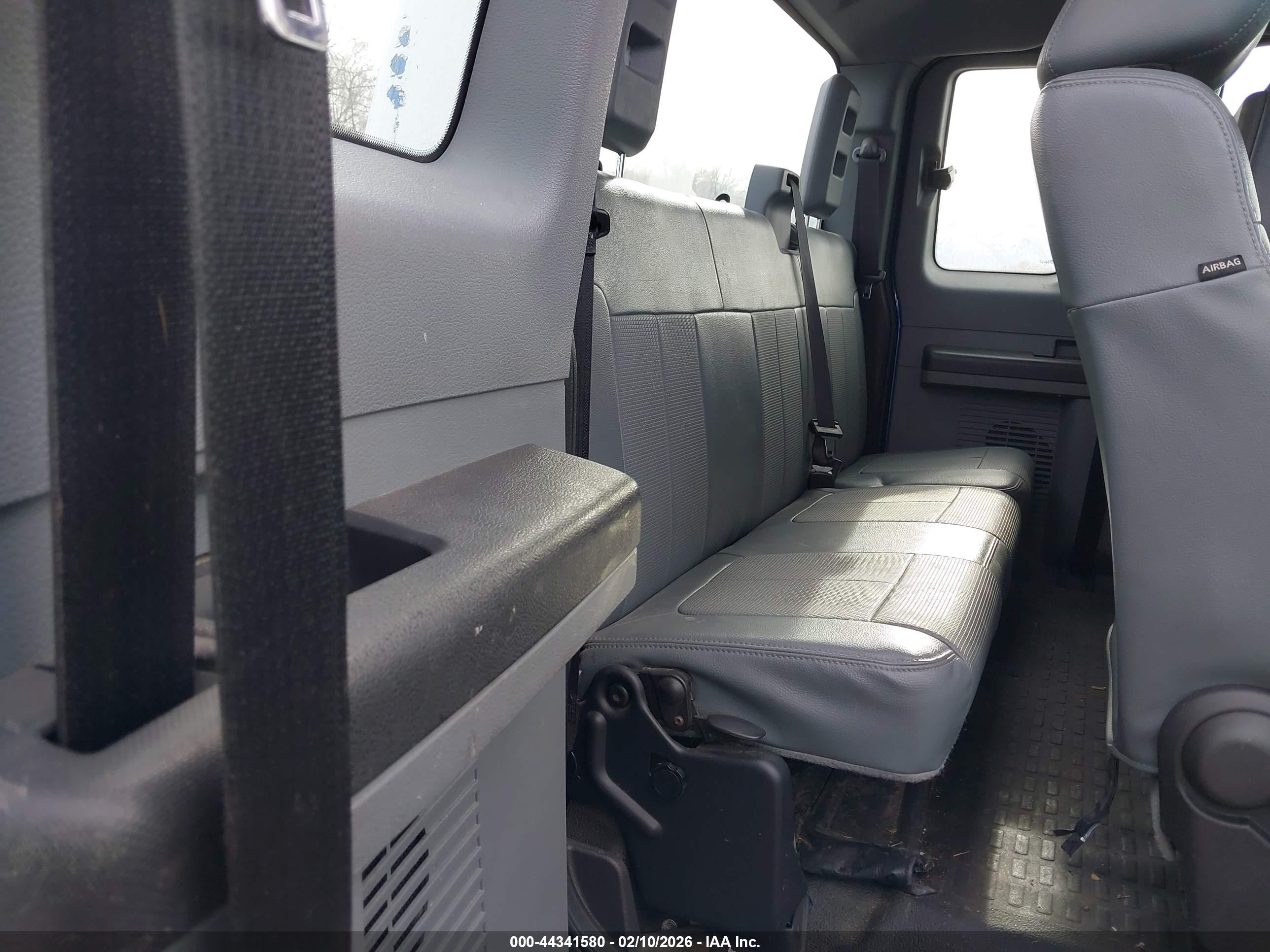FORD F-250 image 8