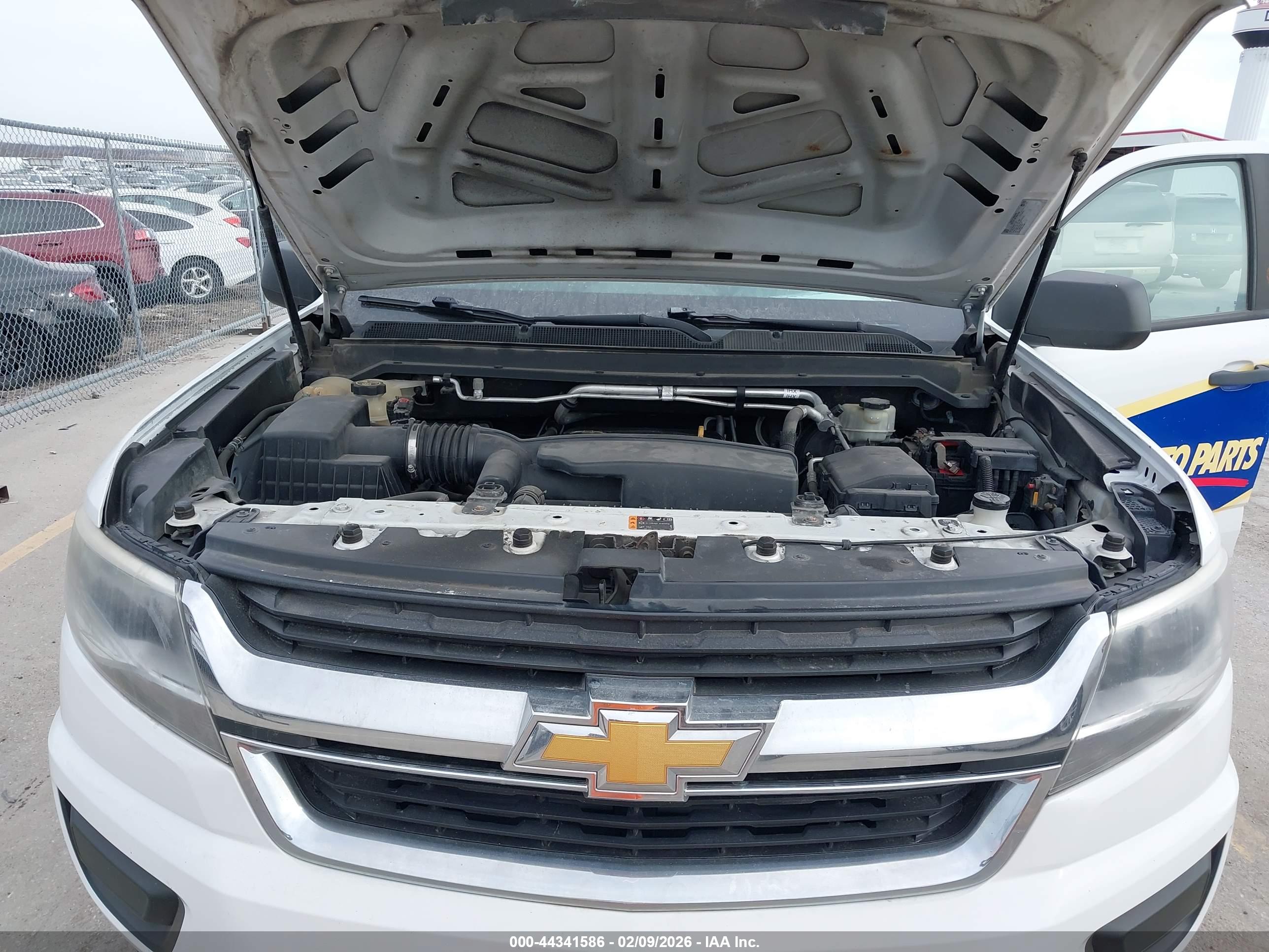 CHEVROLET COLORADO image 10