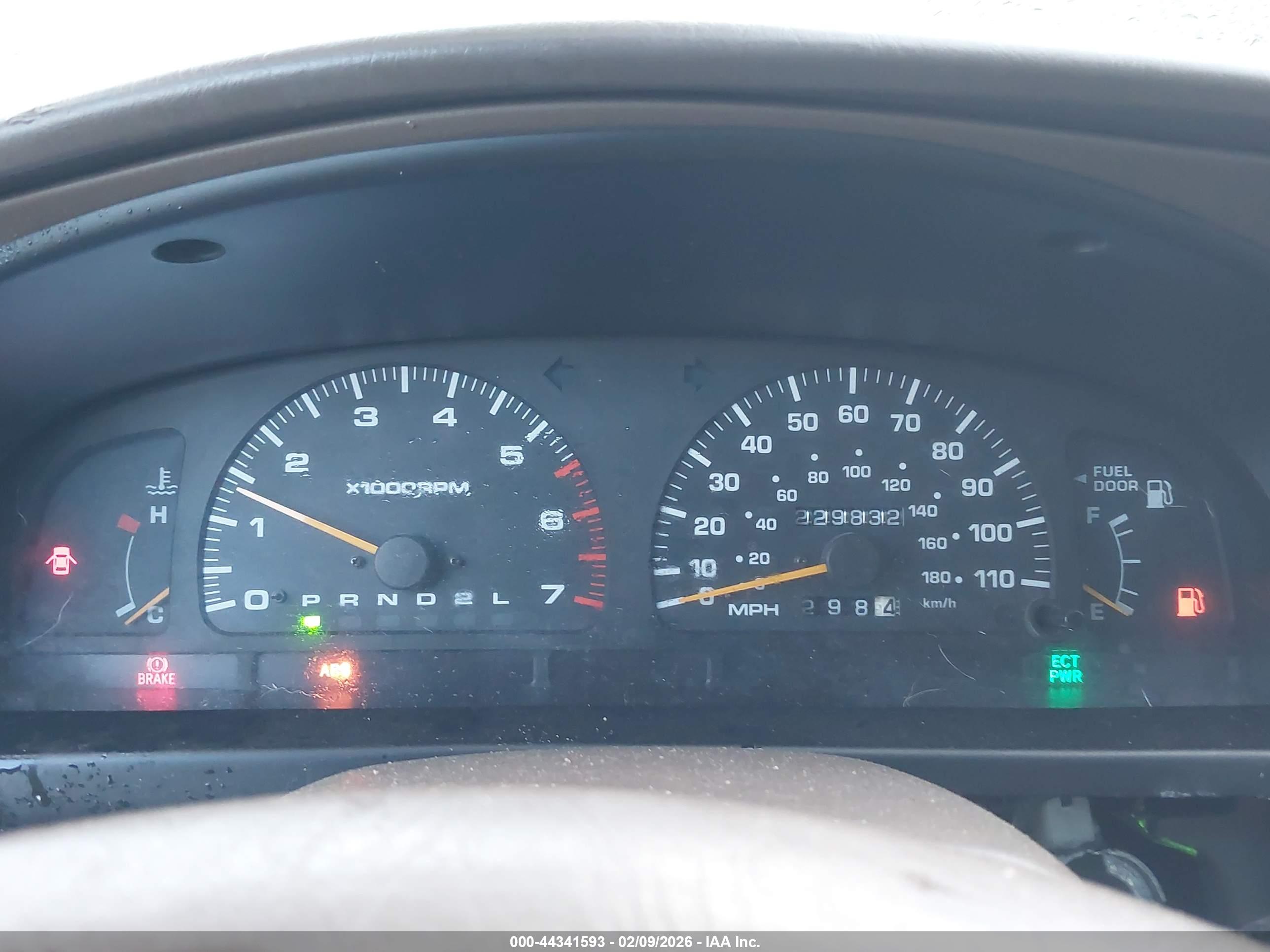 TOYOTA 4RUNNER image 7