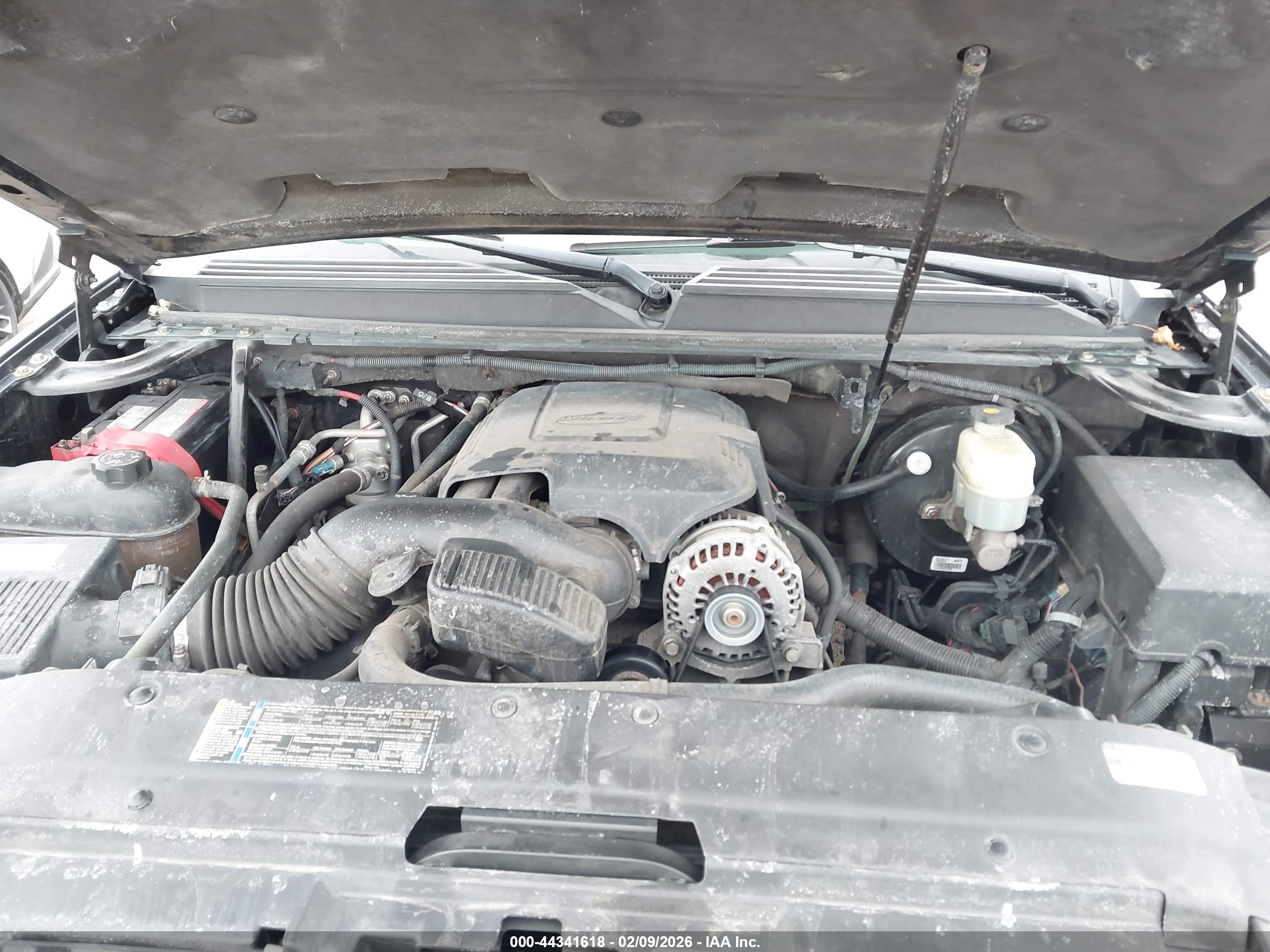 GMC YUKON image 10
