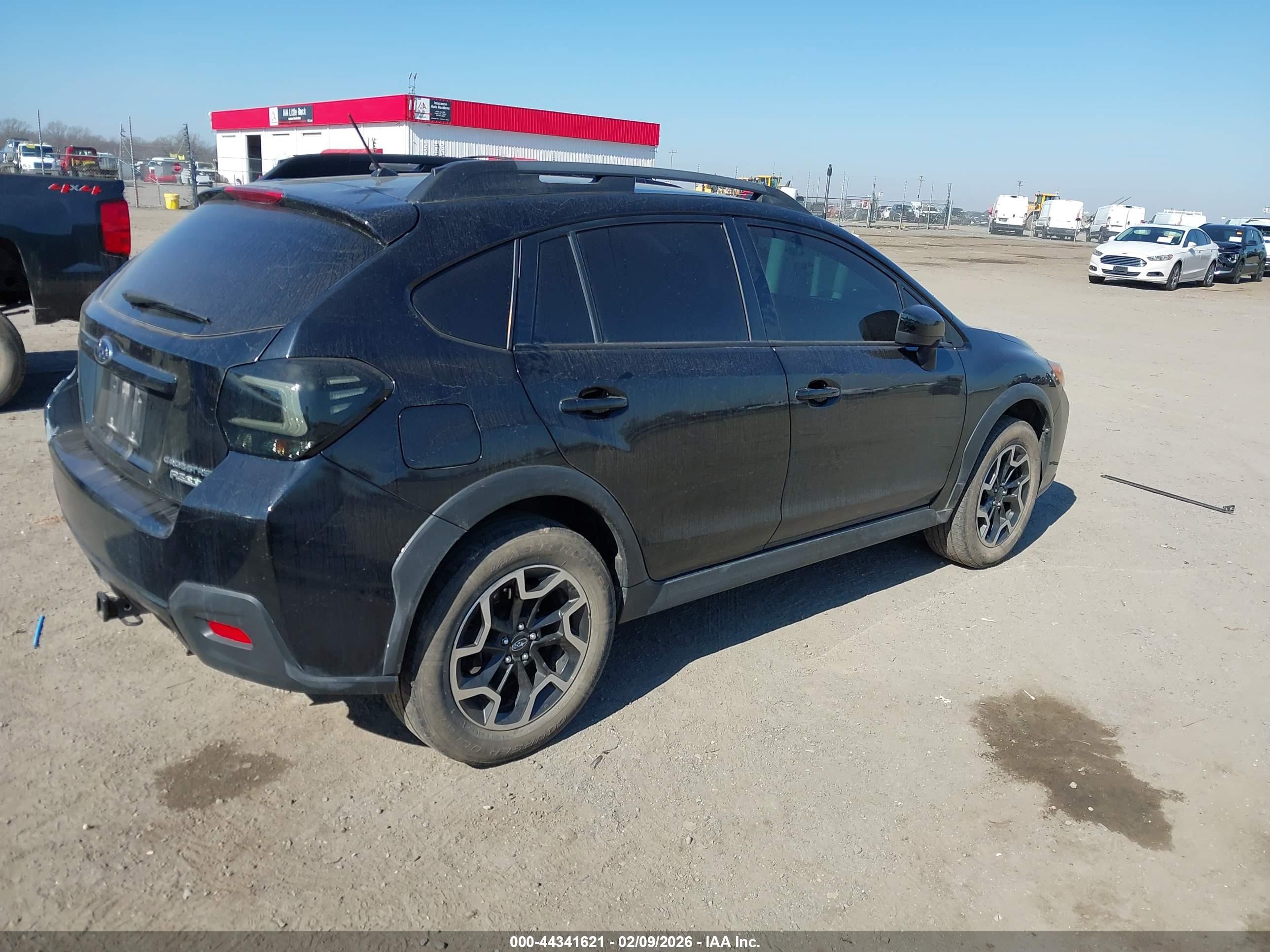 SUBARU CROSSTREK image 4