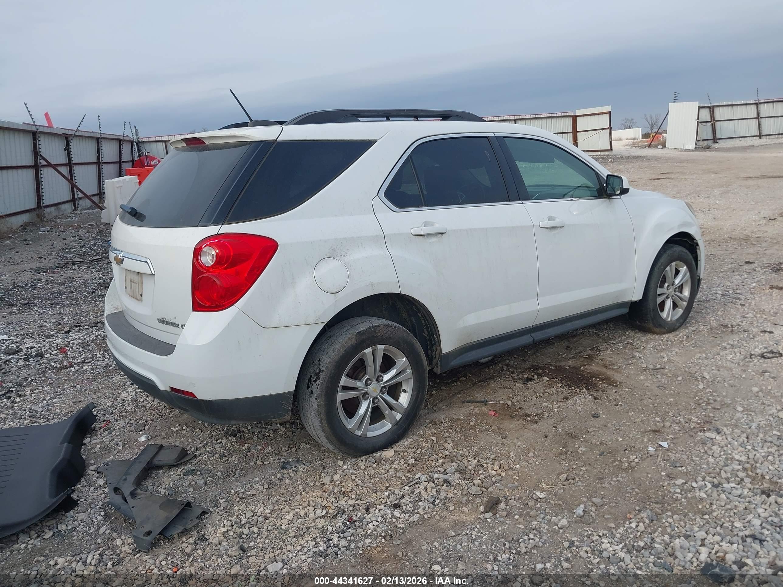 CHEVROLET EQUINOX image 4