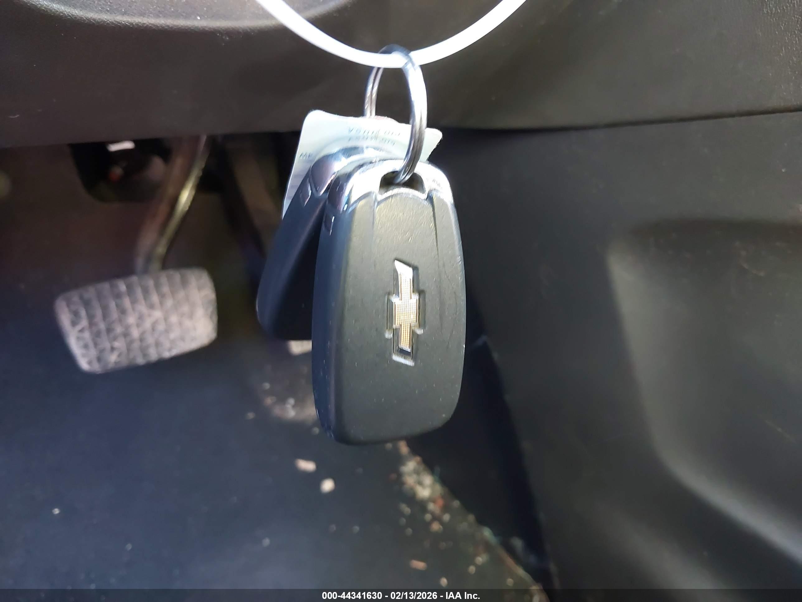 CHEVROLET EQUINOX image 11
