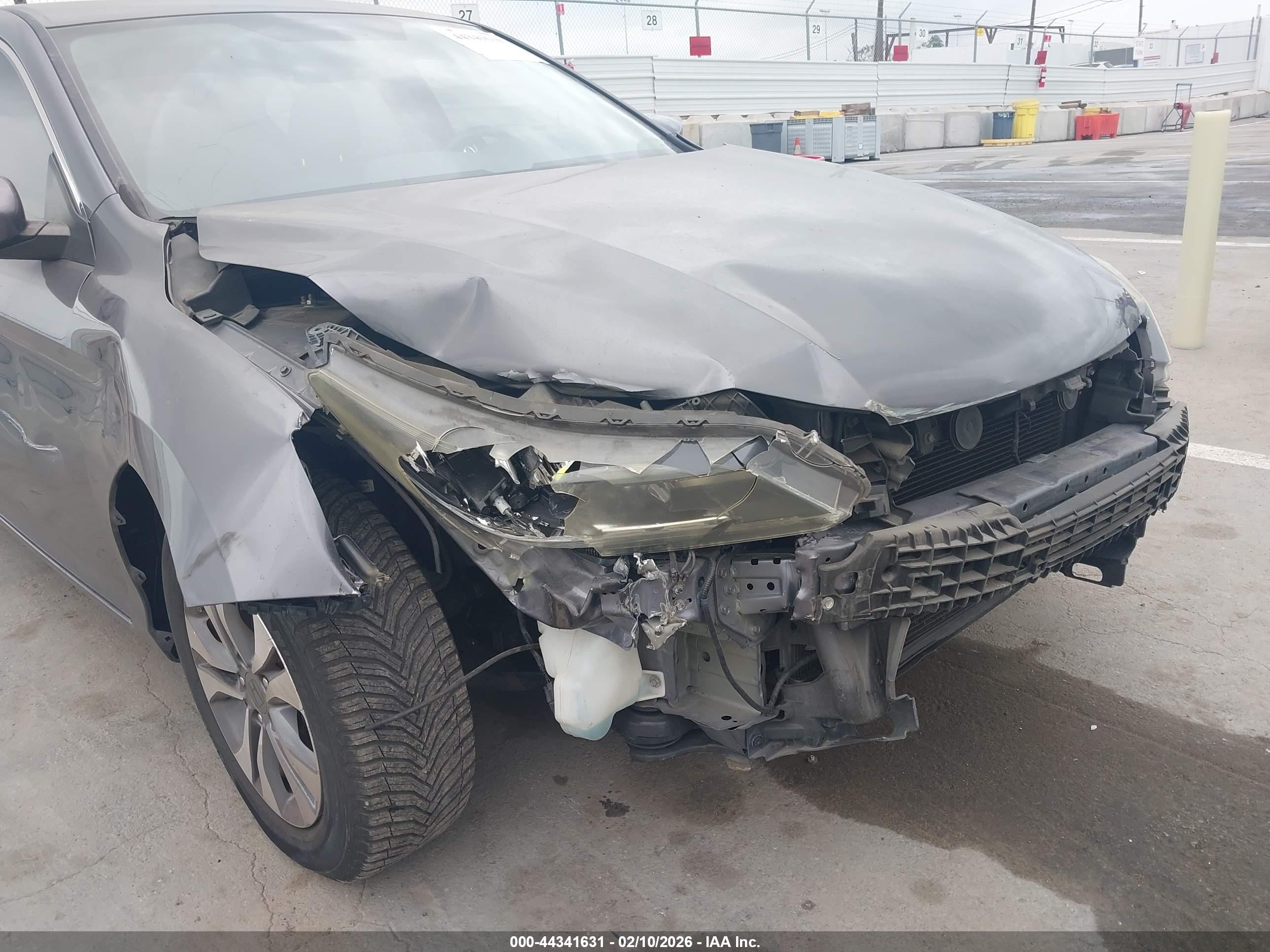 HONDA ACCORD image 6