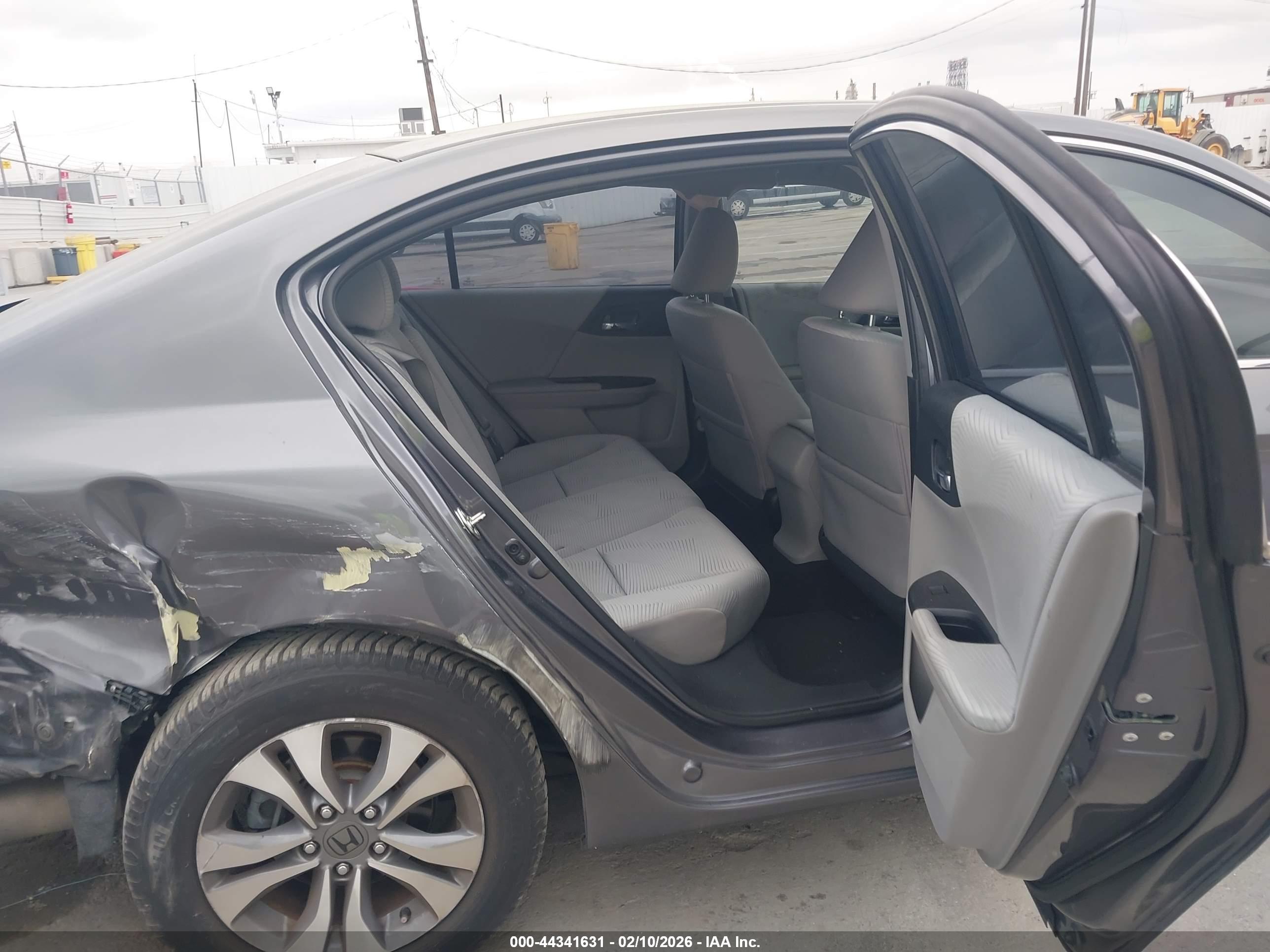 HONDA ACCORD image 8